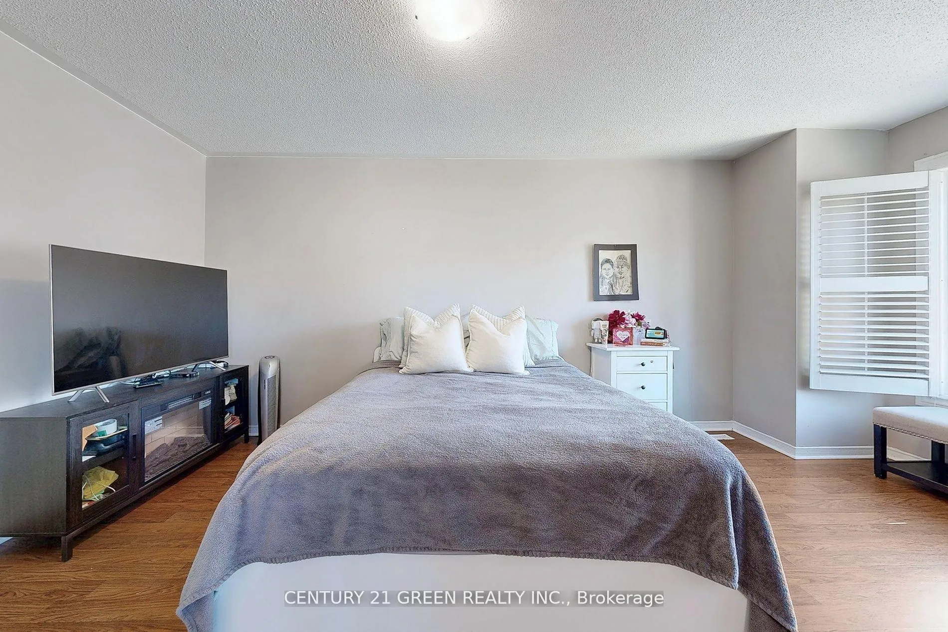 Photo 16 of 57 Kelso Crescent, Vaughan, Maple — HOMEH