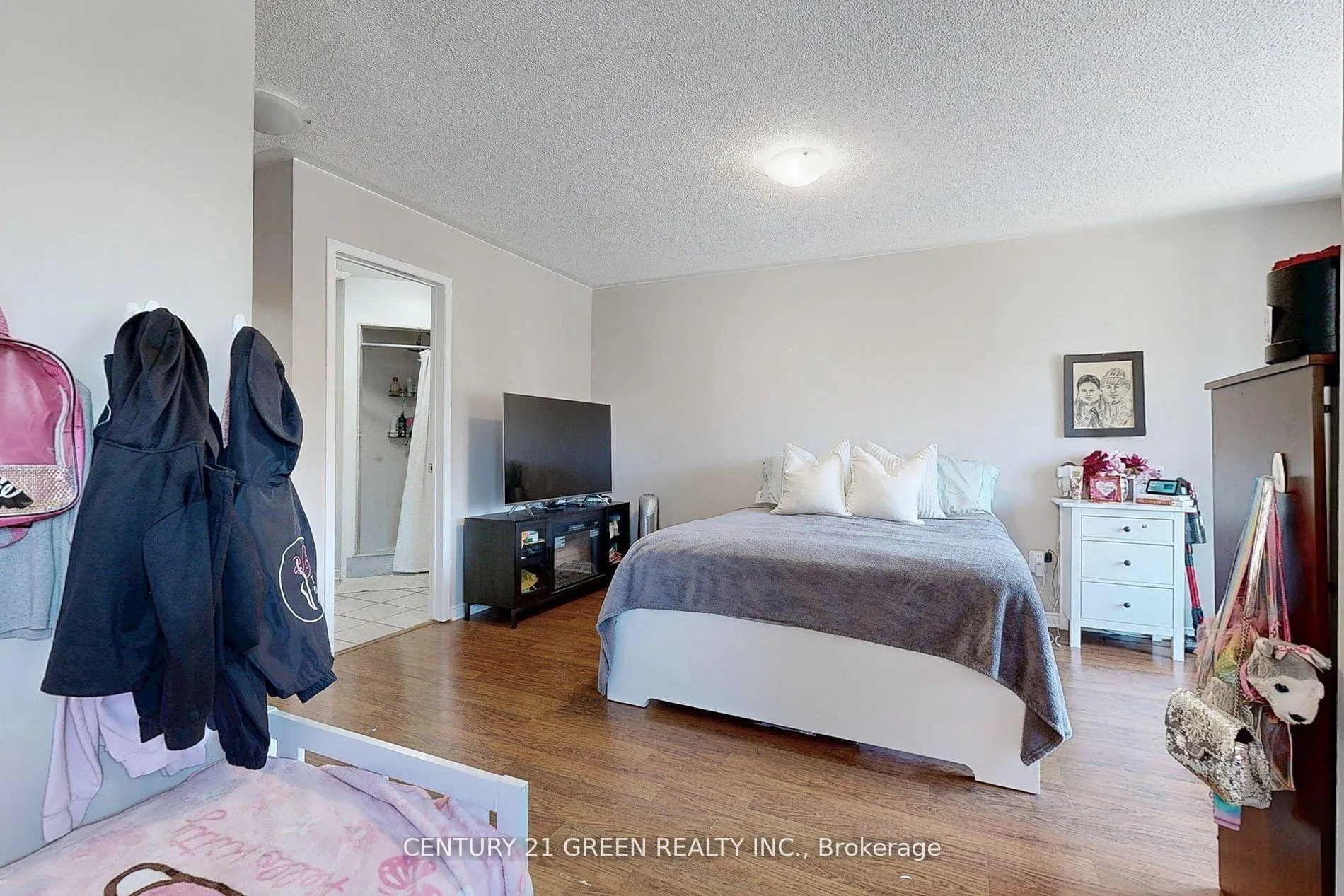 Photo 20 of 57 Kelso Crescent, Vaughan, Maple — HOMEH
