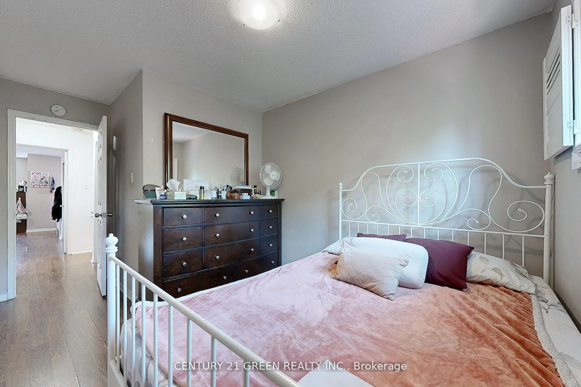 Photo 24 of 57 Kelso Crescent, Vaughan, Maple — HOMEH