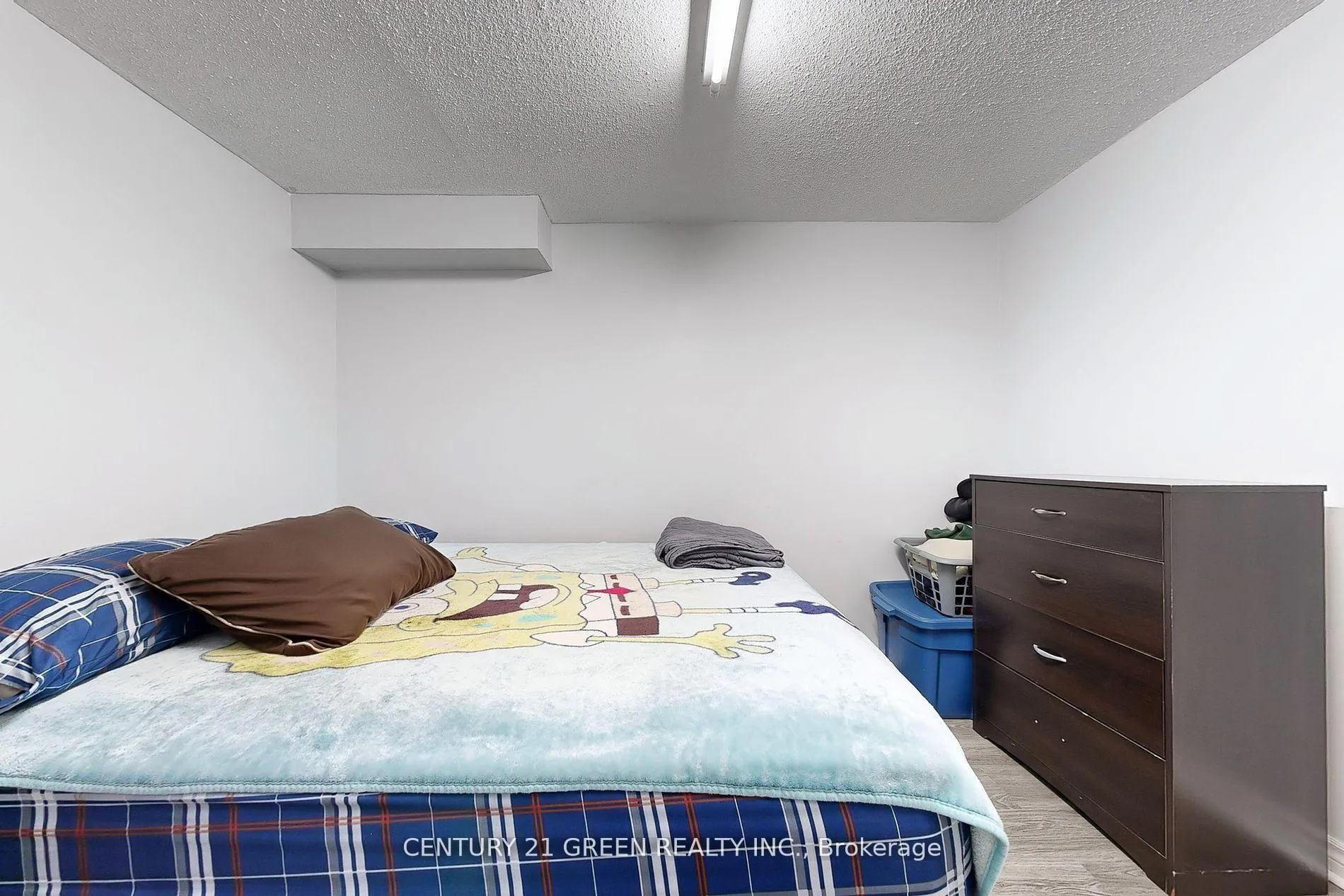 Photo 32 of 57 Kelso Crescent, Vaughan, Maple — HOMEH