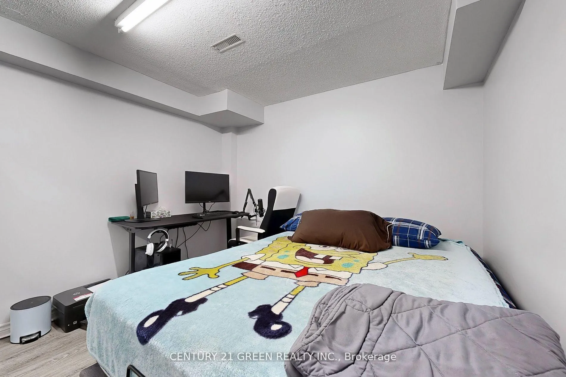 Photo 33 of 57 Kelso Crescent, Vaughan, Maple — HOMEH