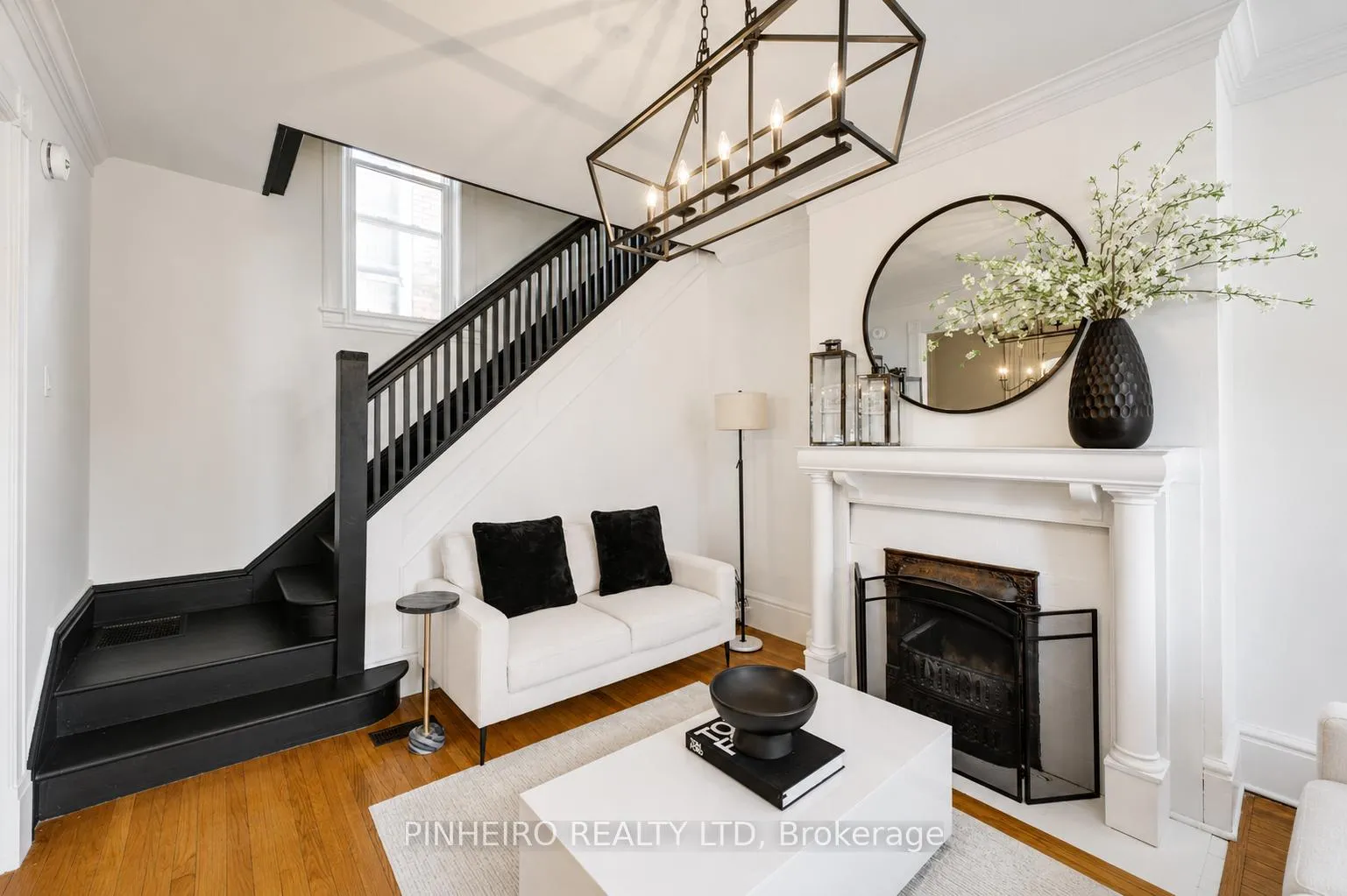 Photo 12 of 42 Fifth Avenue, St. Thomas — HOMEH