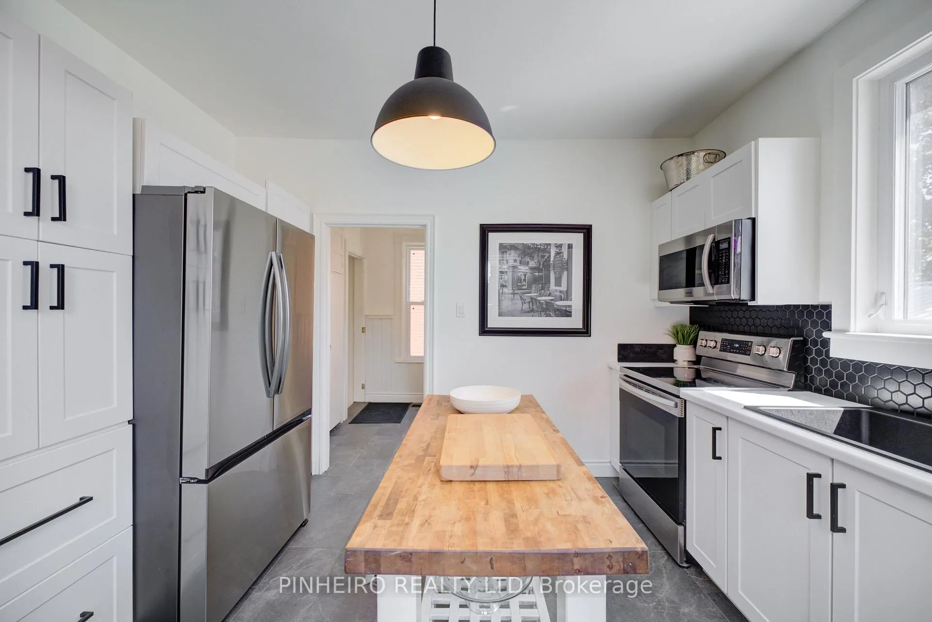Photo 17 of 42 Fifth Avenue, St. Thomas — HOMEH