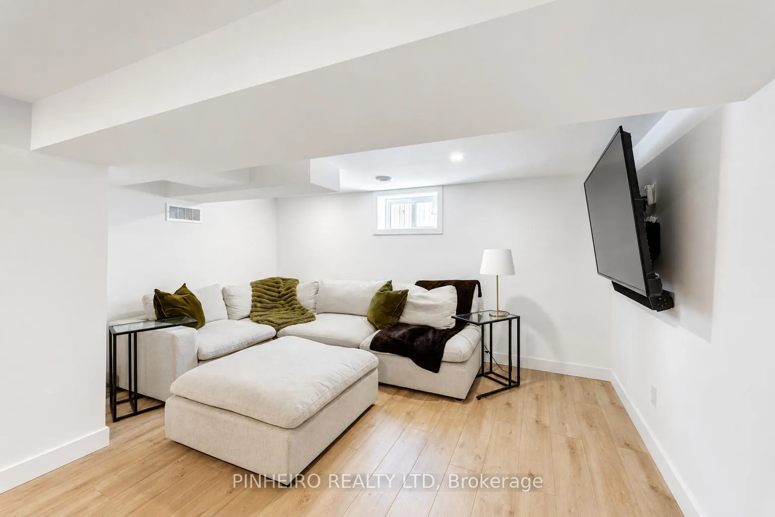 Photo 34 of 42 Fifth Avenue, St. Thomas — HOMEH