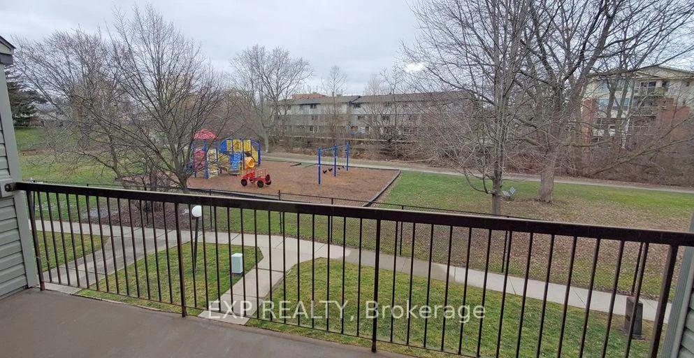Photo 4 of Unit 3, 246 Lakeshore Road, St. Catharines, Vine/Linwell — HOMEH