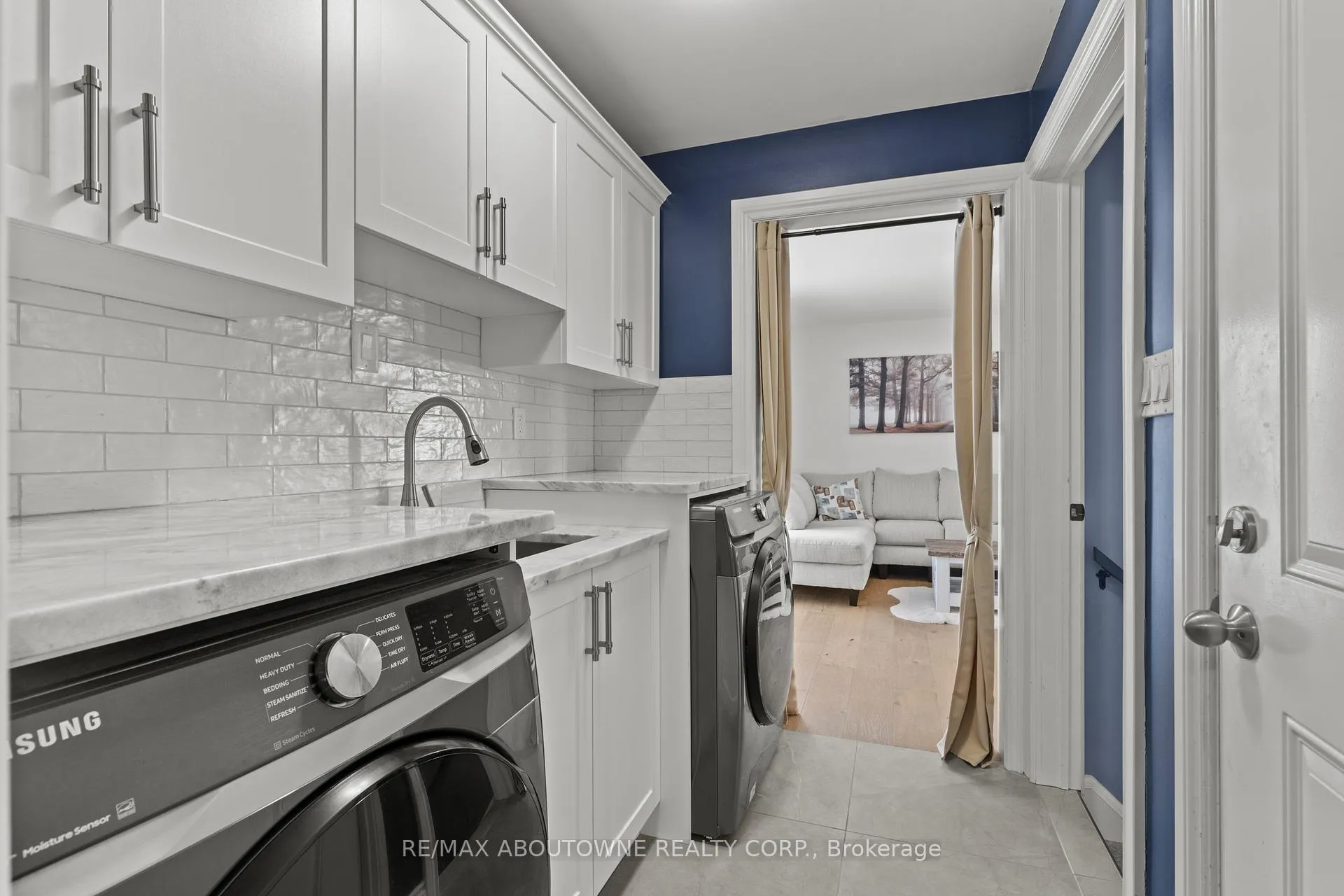 Photo 13 of 214 Binbrook Road, Hamilton, Rural Glanbrook — HOMEH