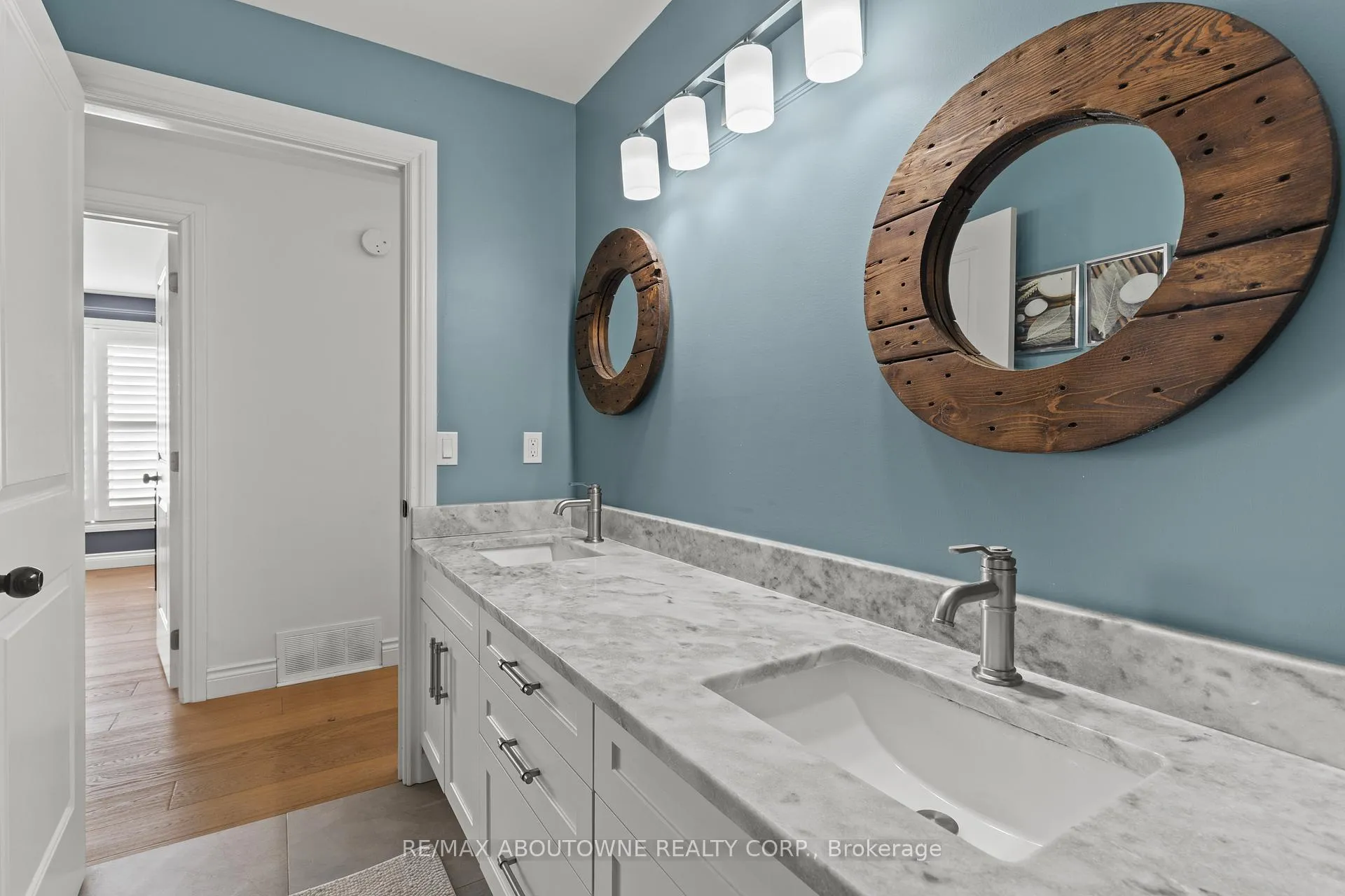 Photo 18 of 214 Binbrook Road, Hamilton, Rural Glanbrook — HOMEH