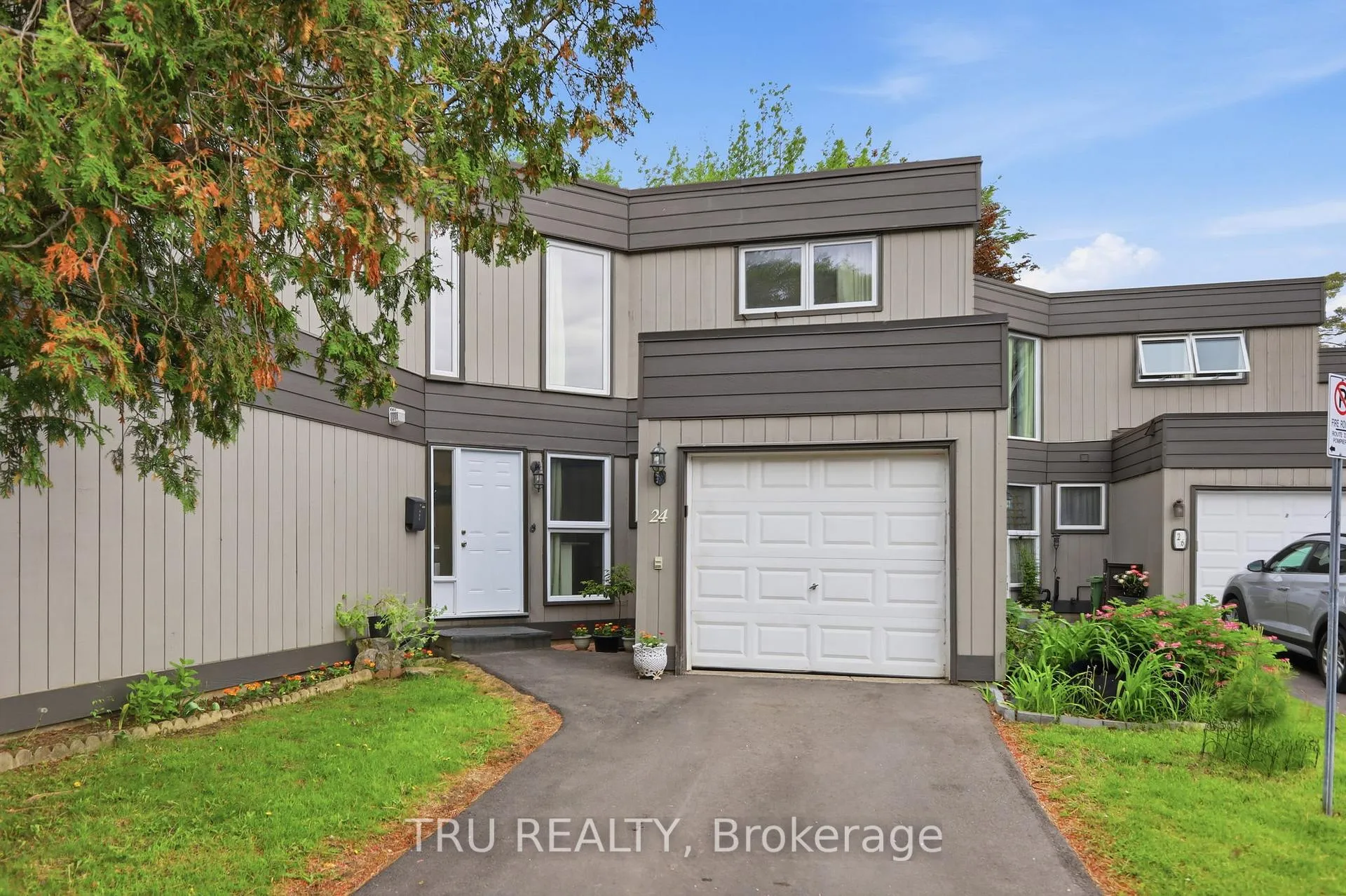 Photo 1 of Unit 37, 24 Compata Way, Ottawa, Blackburn Hamlet (South) — HOMEH