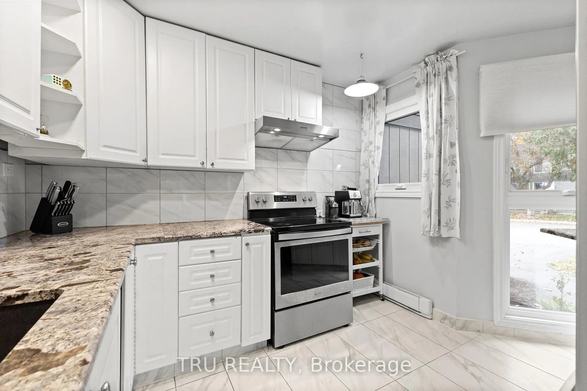 Photo 13 of Unit 37, 24 Compata Way, Ottawa, Blackburn Hamlet (South) — HOMEH