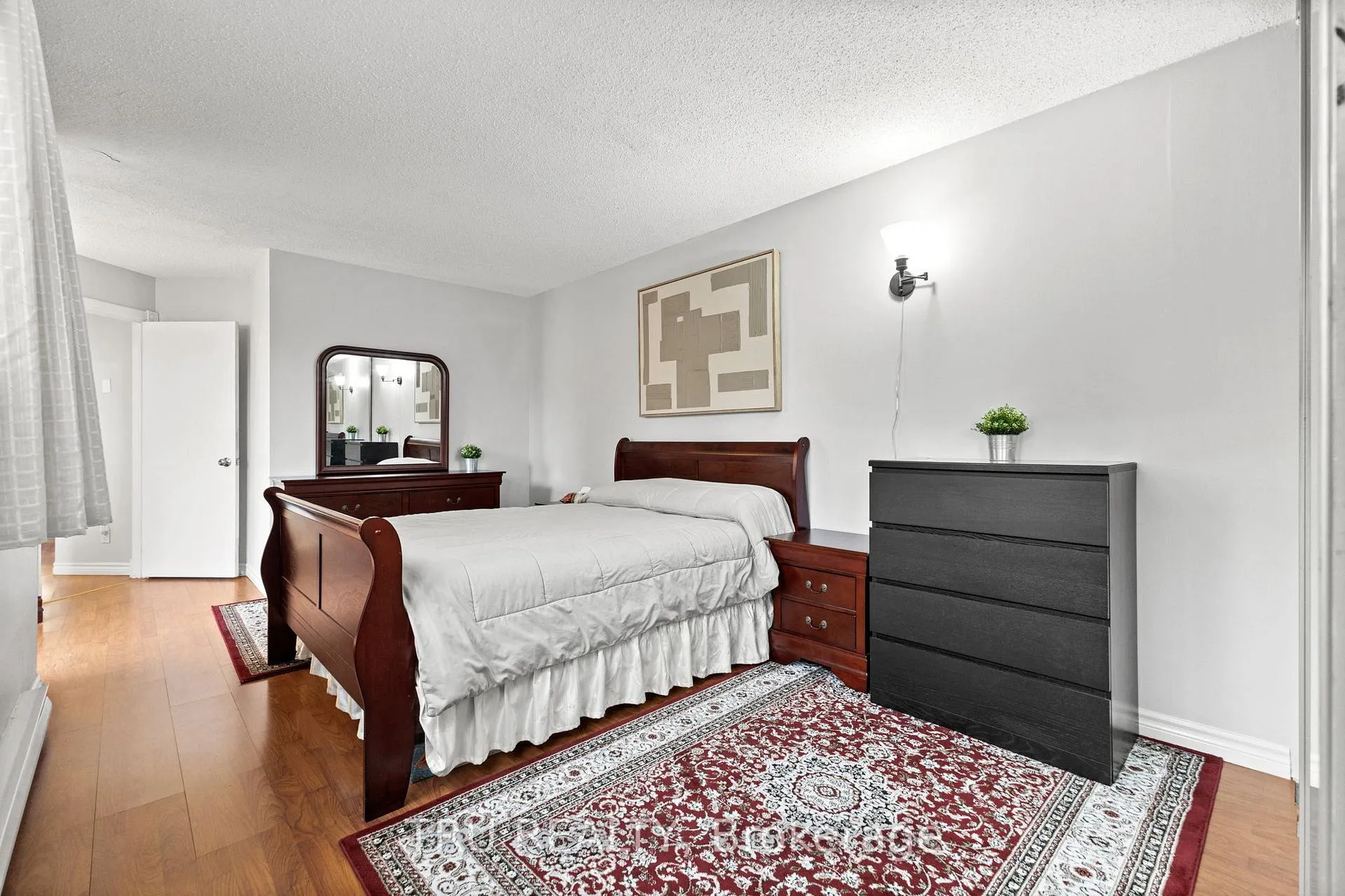 Photo 17 of Unit 37, 24 Compata Way, Ottawa, Blackburn Hamlet (South) — HOMEH