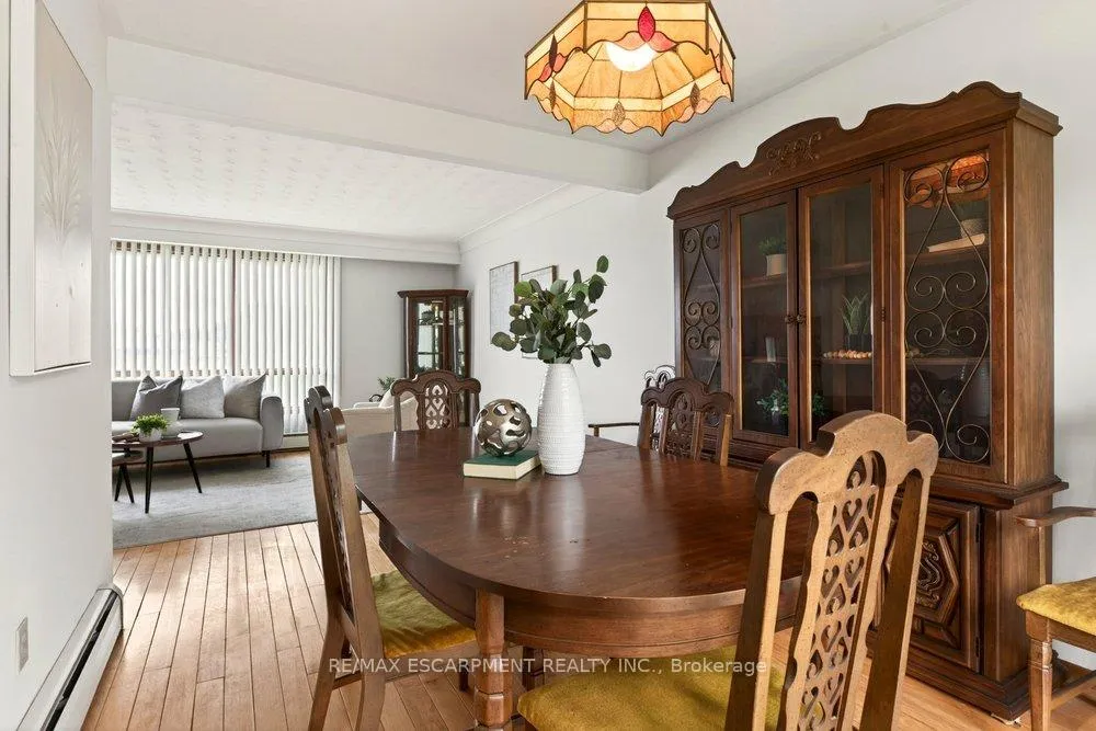 Photo 5 of 134 Greeningdon Drive, Hamilton, Greeningdon — HOMEH