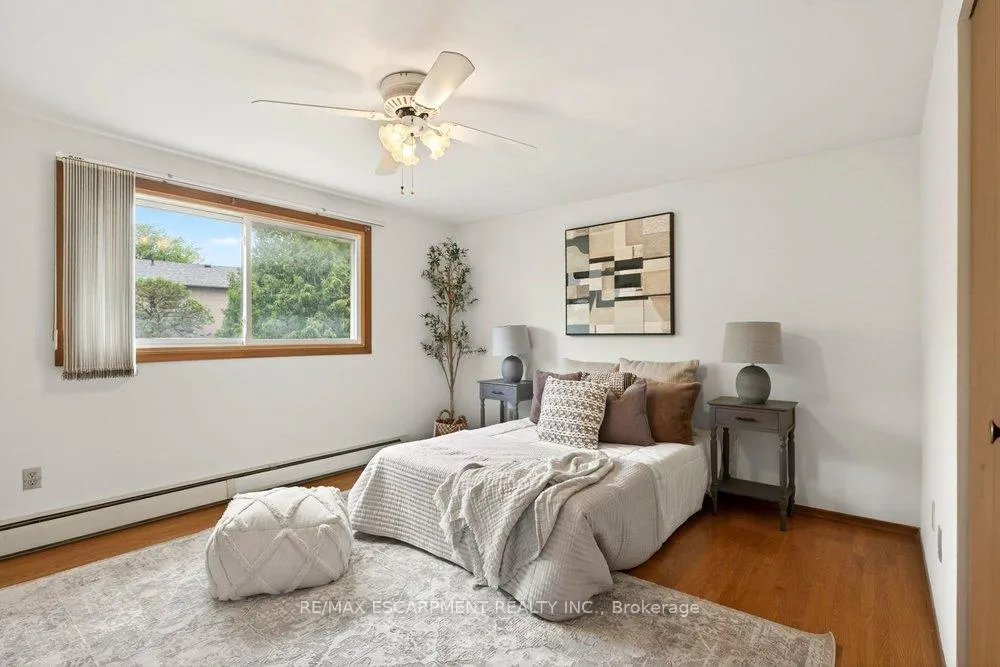 Photo 11 of 134 Greeningdon Drive, Hamilton, Greeningdon — HOMEH