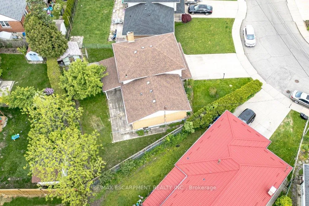 Photo 21 of 134 Greeningdon Drive, Hamilton, Greeningdon — HOMEH