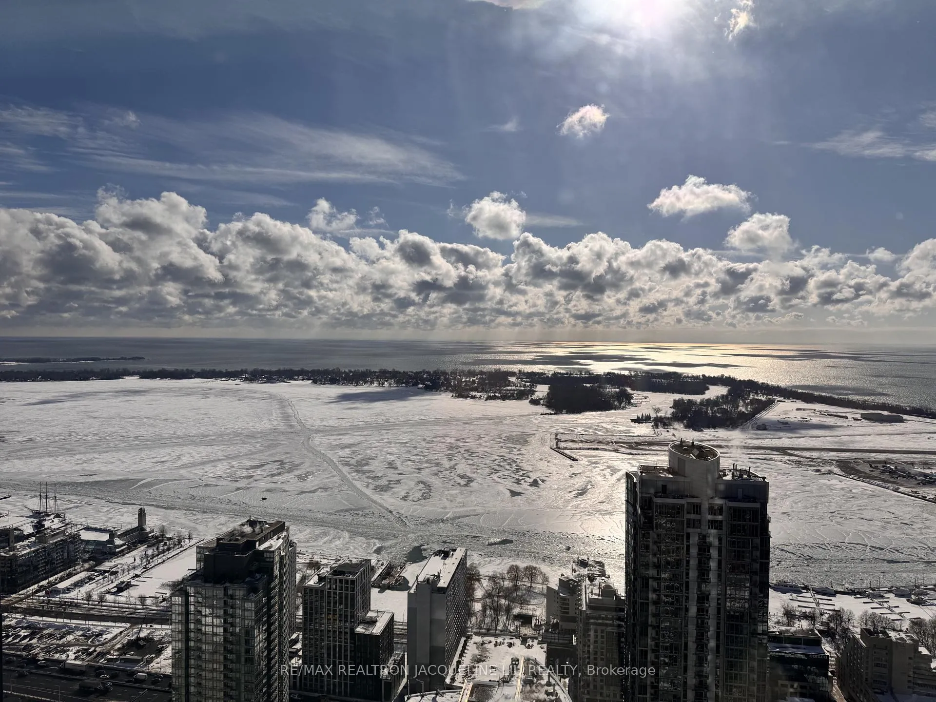 Front of Unit 6707, 1 Concord Cityplace Way