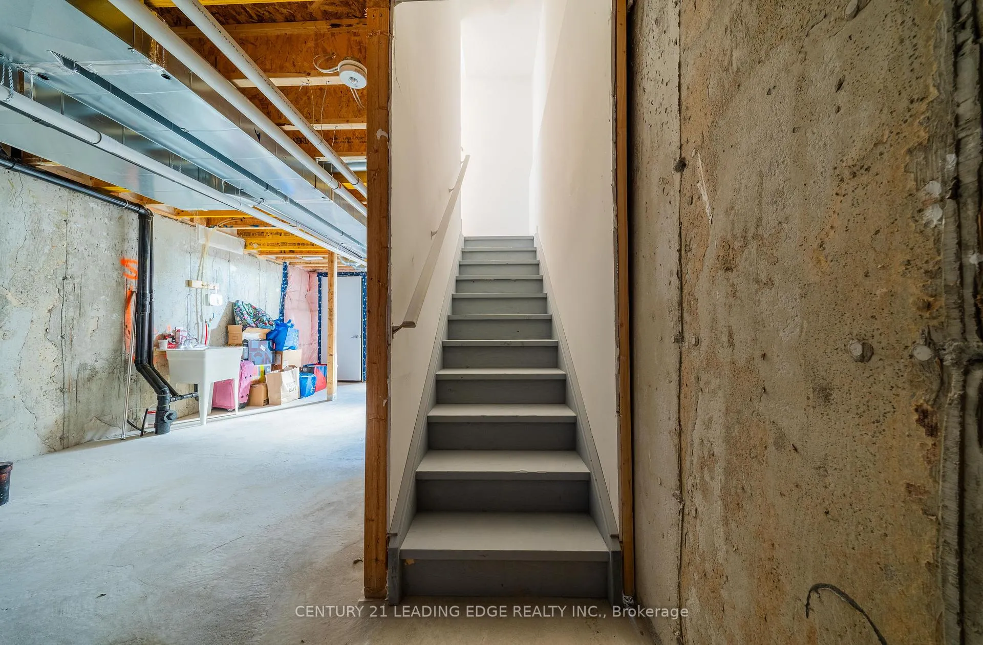Photo 13 of 25 Pluto Way, Whitby, Brooklin — HOMEH