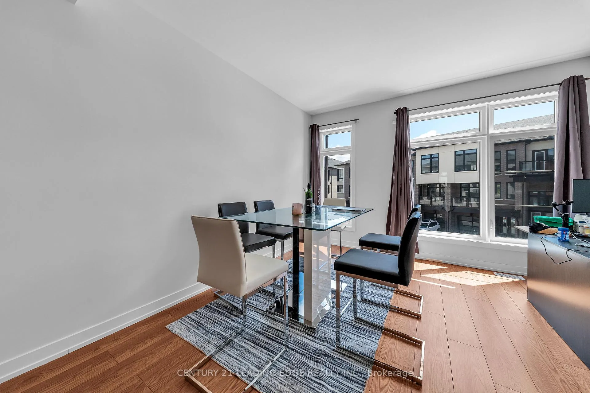 Photo 38 of 25 Pluto Way, Whitby, Brooklin — HOMEH