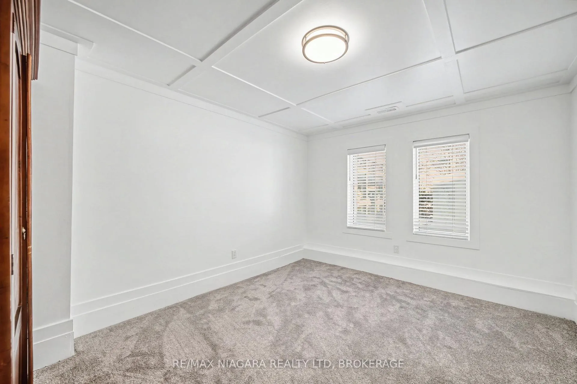 Photo 30 of 41 Morrison Crescent, Grimsby, Grimsby Beach — HOMEH