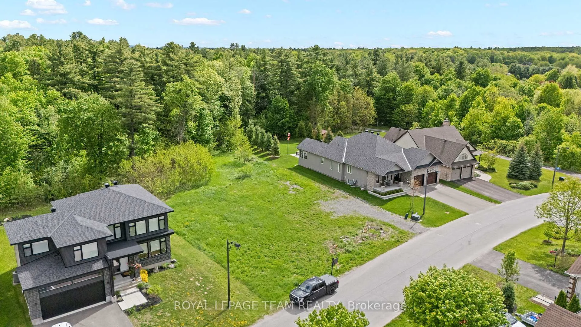 Photo 6 of 199 Charlie's Lane, Ottawa, Carp — HOMEH