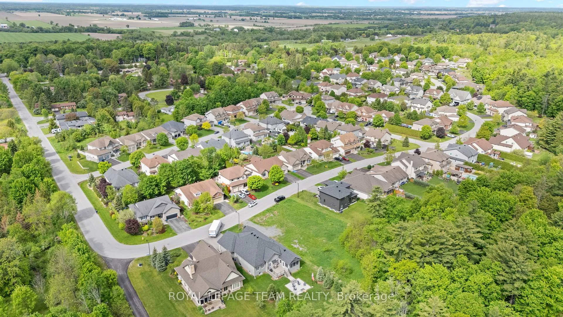 Photo 7 of 199 Charlie's Lane, Ottawa, Carp — HOMEH
