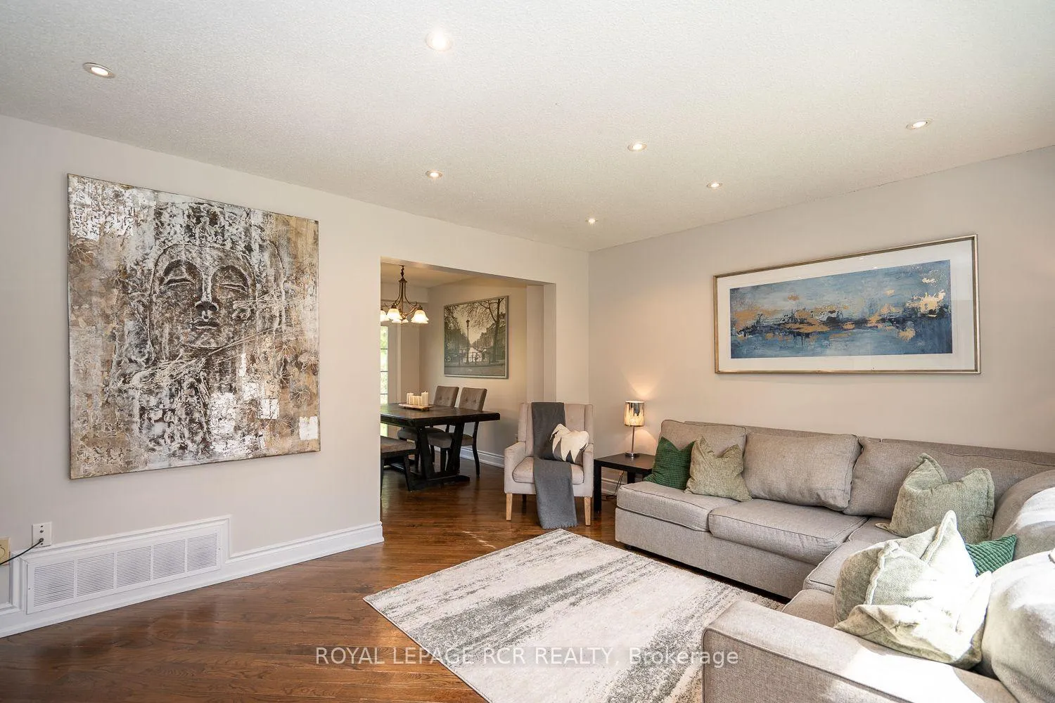 Photo 8 of 3 Brighton Place, Orangeville — HOMEH
