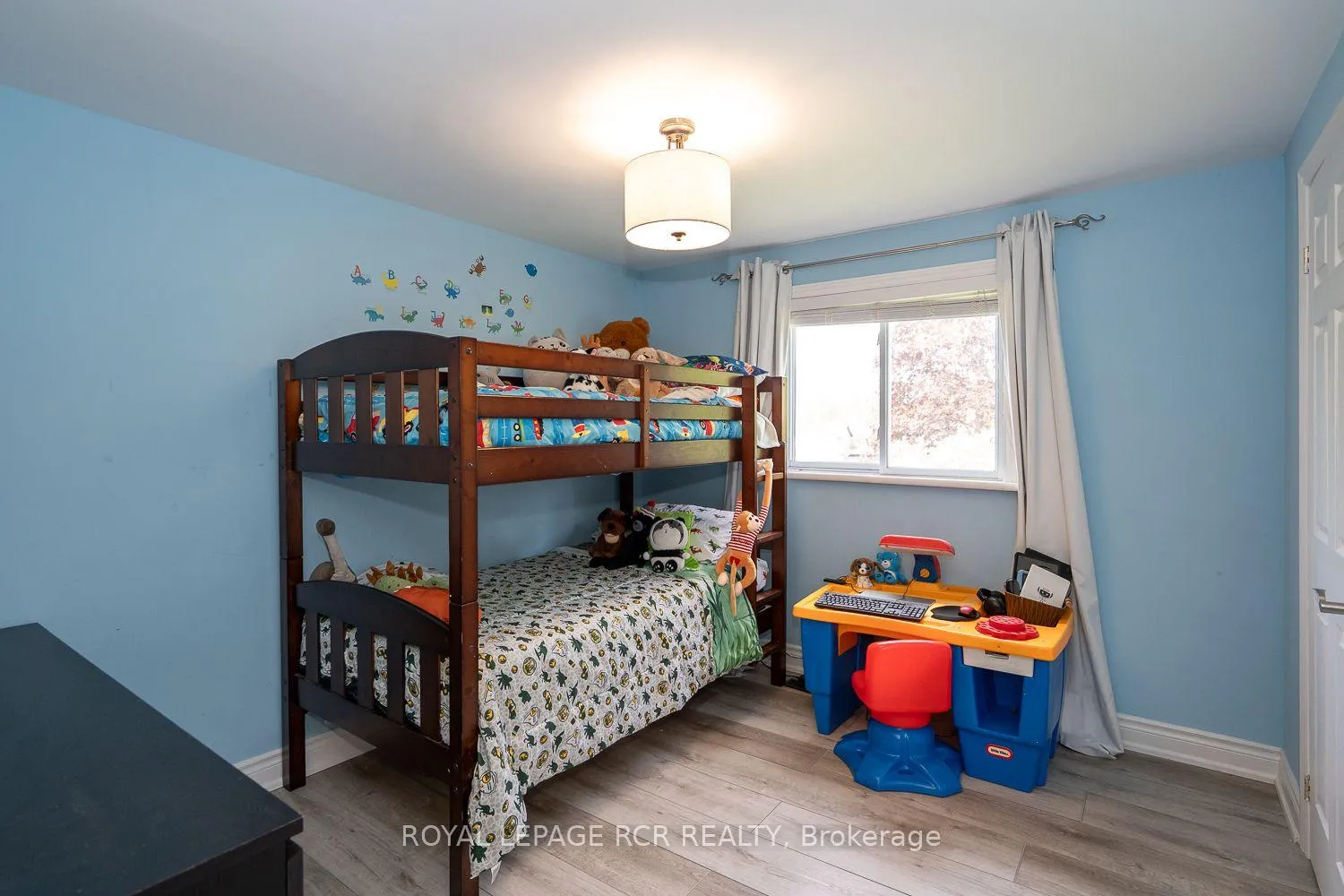 Photo 18 of 3 Brighton Place, Orangeville — HOMEH