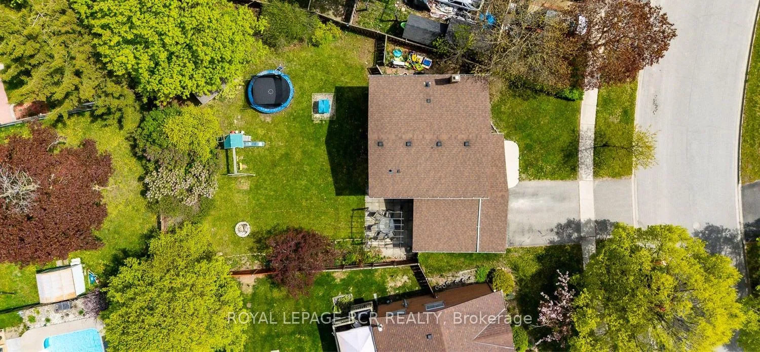 Photo 27 of 3 Brighton Place, Orangeville — HOMEH