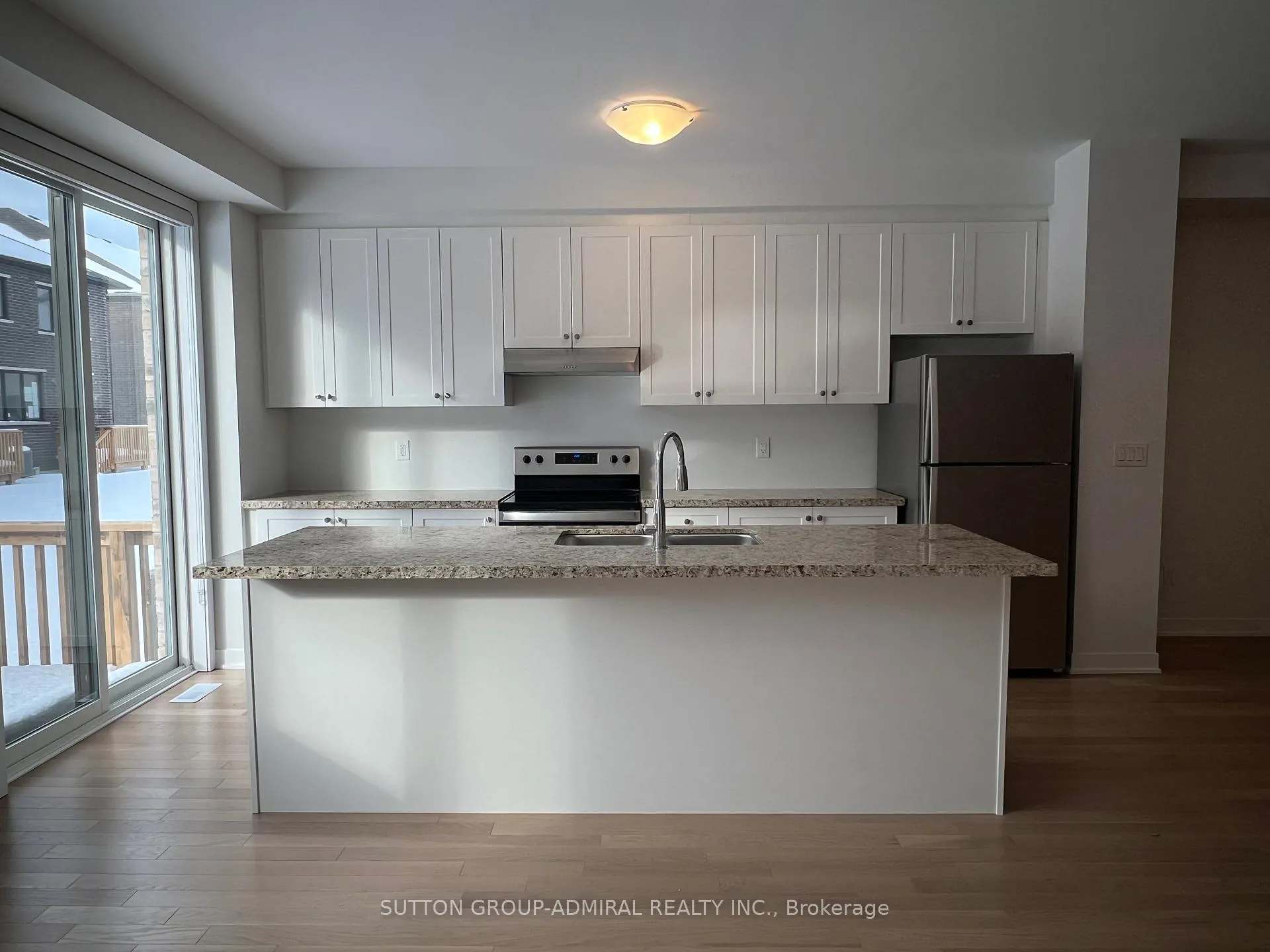 Photo 5 of 20 John Canning Way, Markham, Unionville — HOMEH