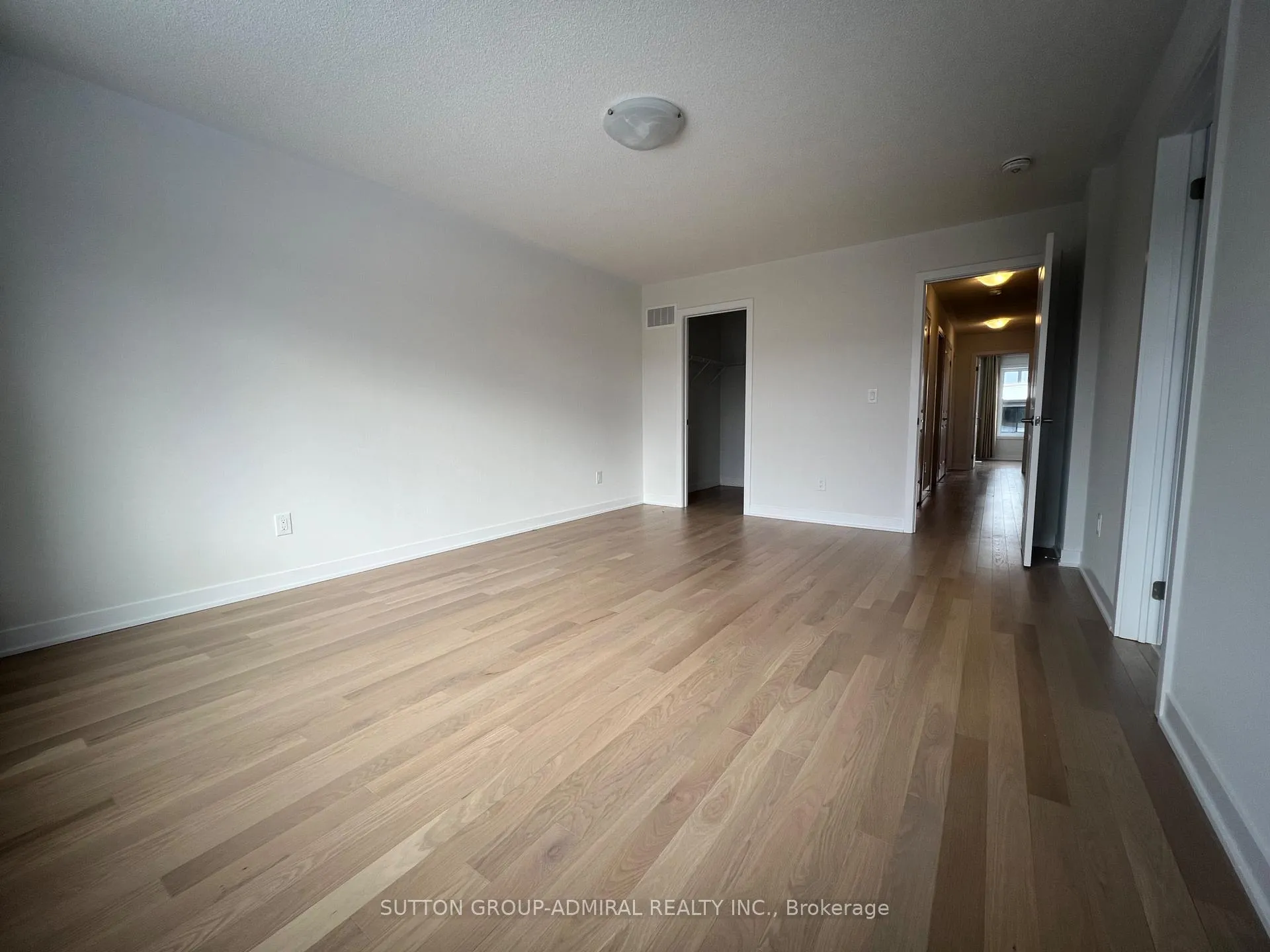 Photo 10 of 20 John Canning Way, Markham, Unionville — HOMEH