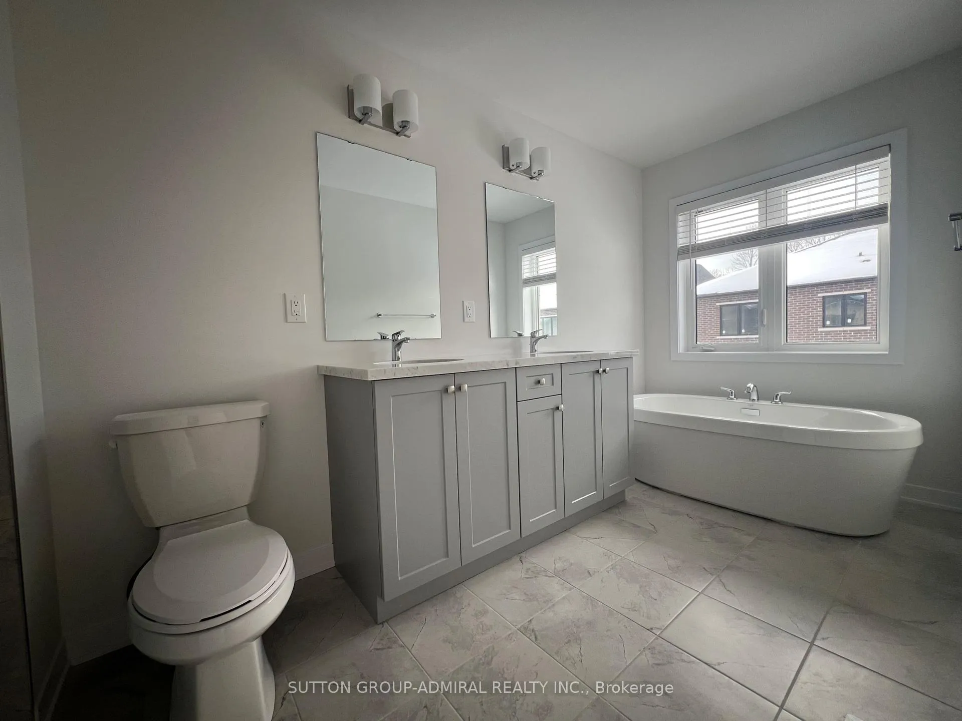 Photo 12 of 20 John Canning Way, Markham, Unionville — HOMEH