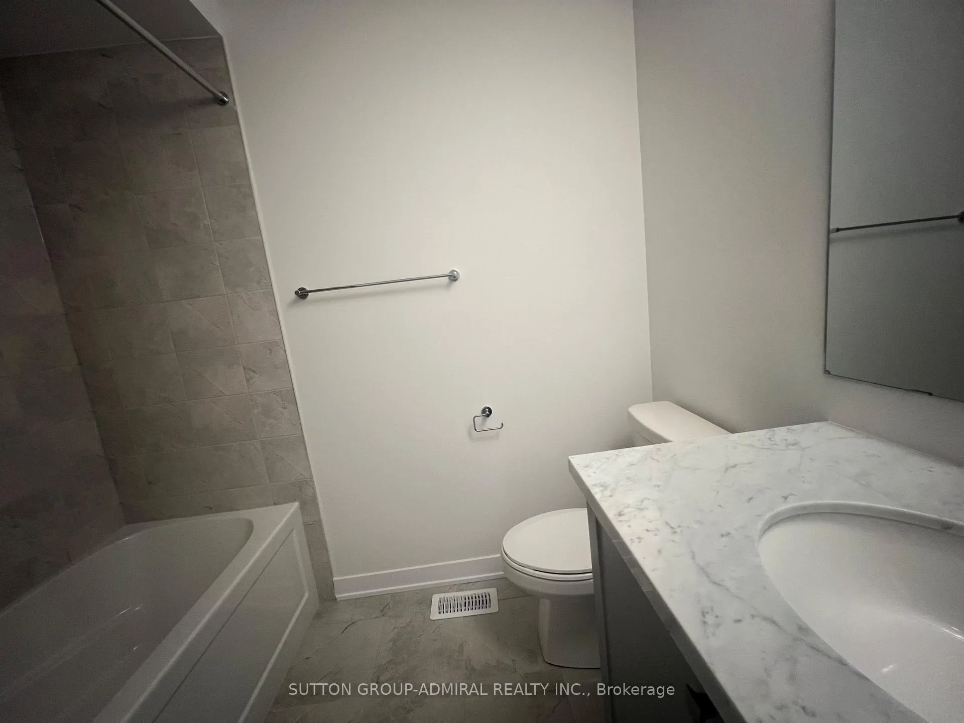 Photo 17 of 20 John Canning Way, Markham, Unionville — HOMEH