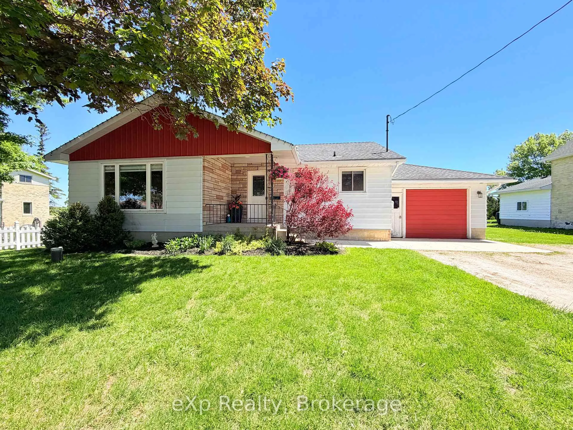 Front of 1272 Bruce 12 Road