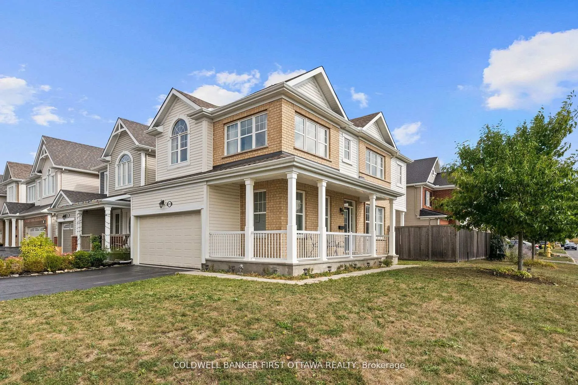 Front of 619 Dundonald Drive