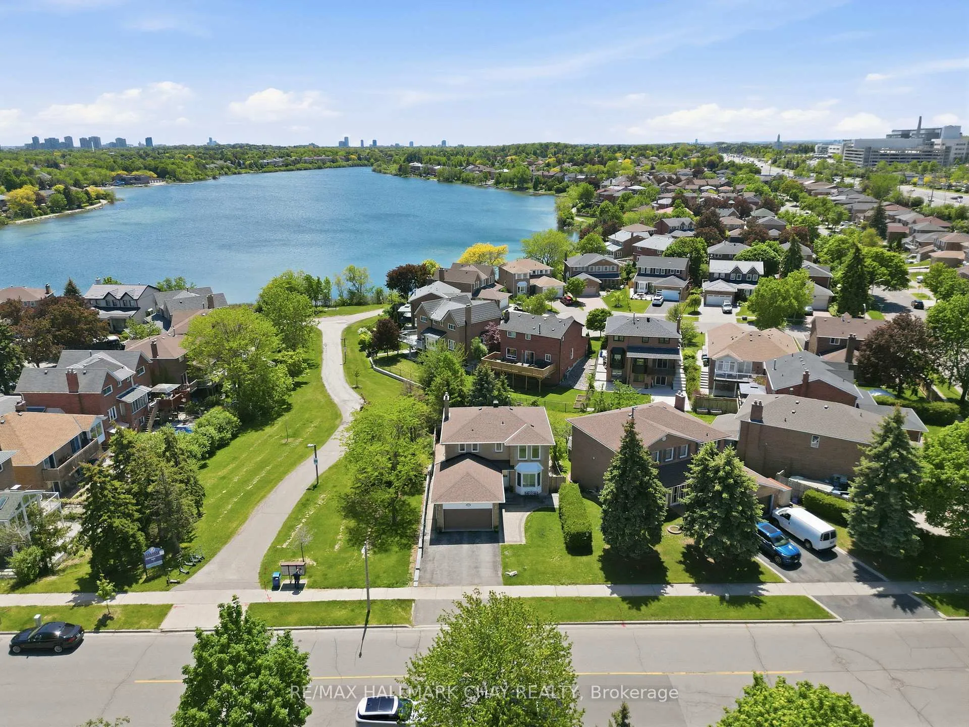 Photo 1 of 87 Philosopher's Trail, Brampton, Northgate — HOMEH