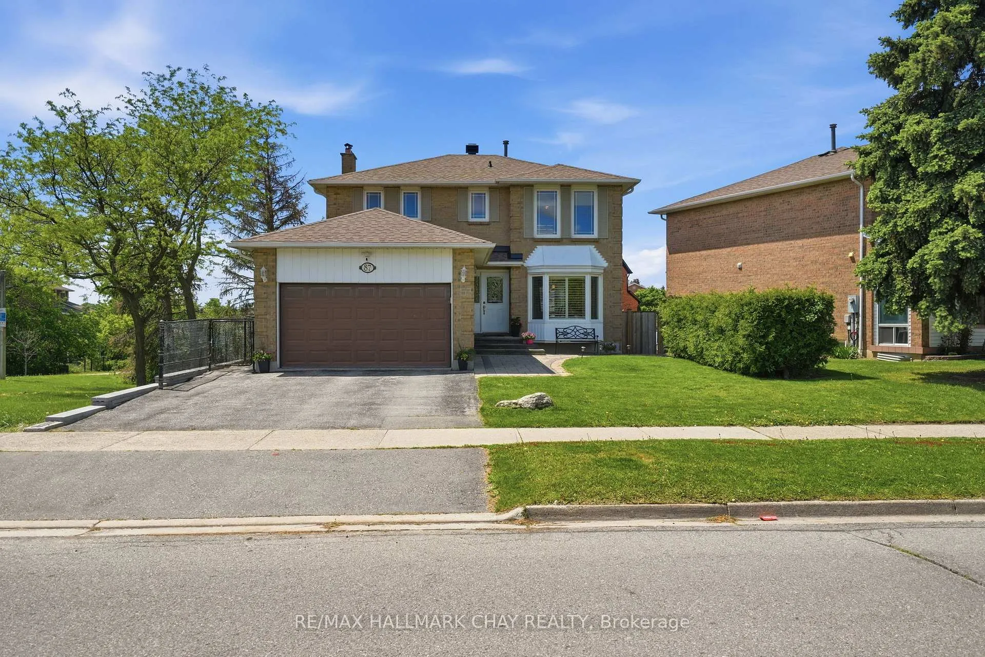Photo 2 of 87 Philosopher's Trail, Brampton, Northgate — HOMEH