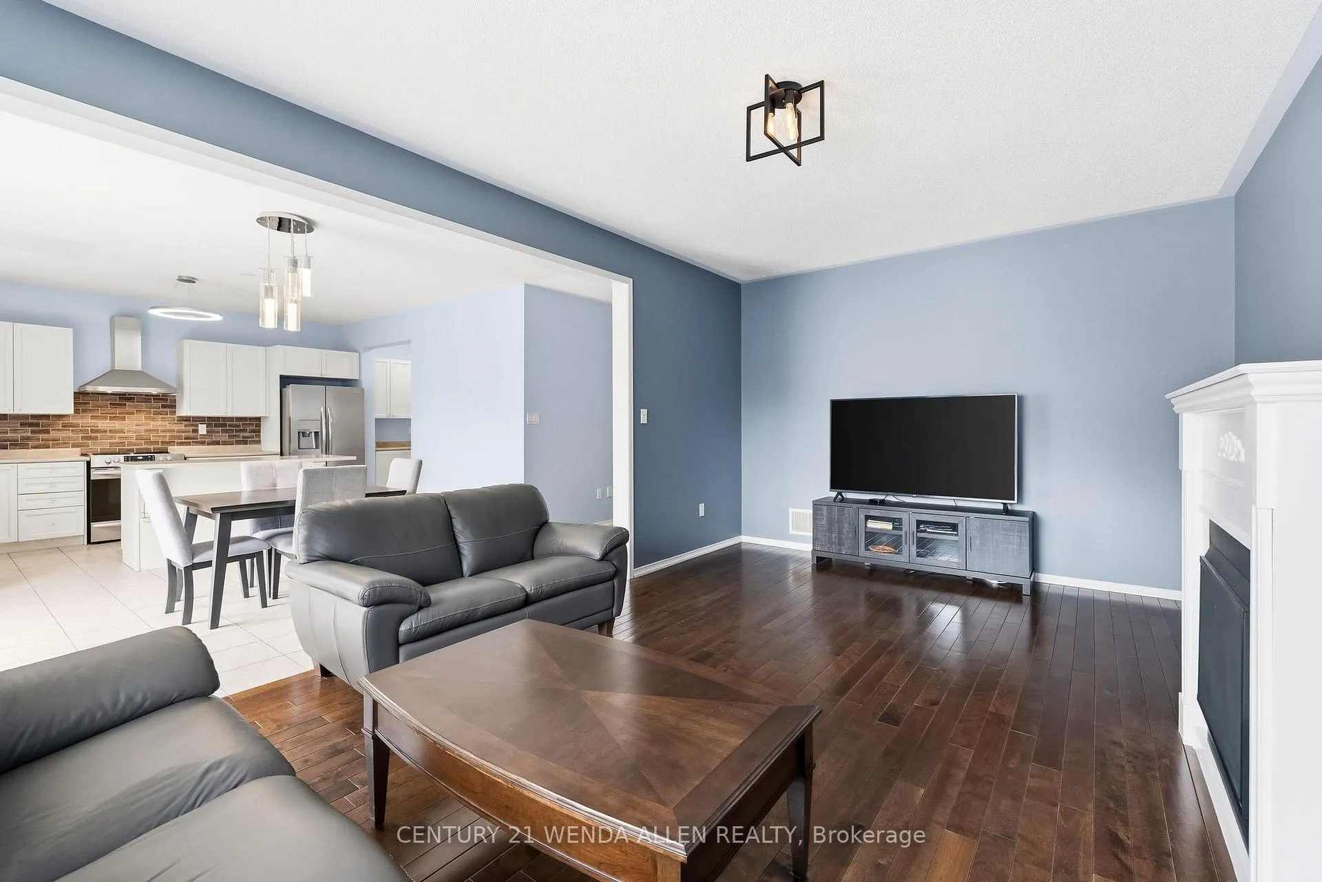 Photo 7 of 1965 Kurelo Drive, Oshawa, Taunton — HOMEH