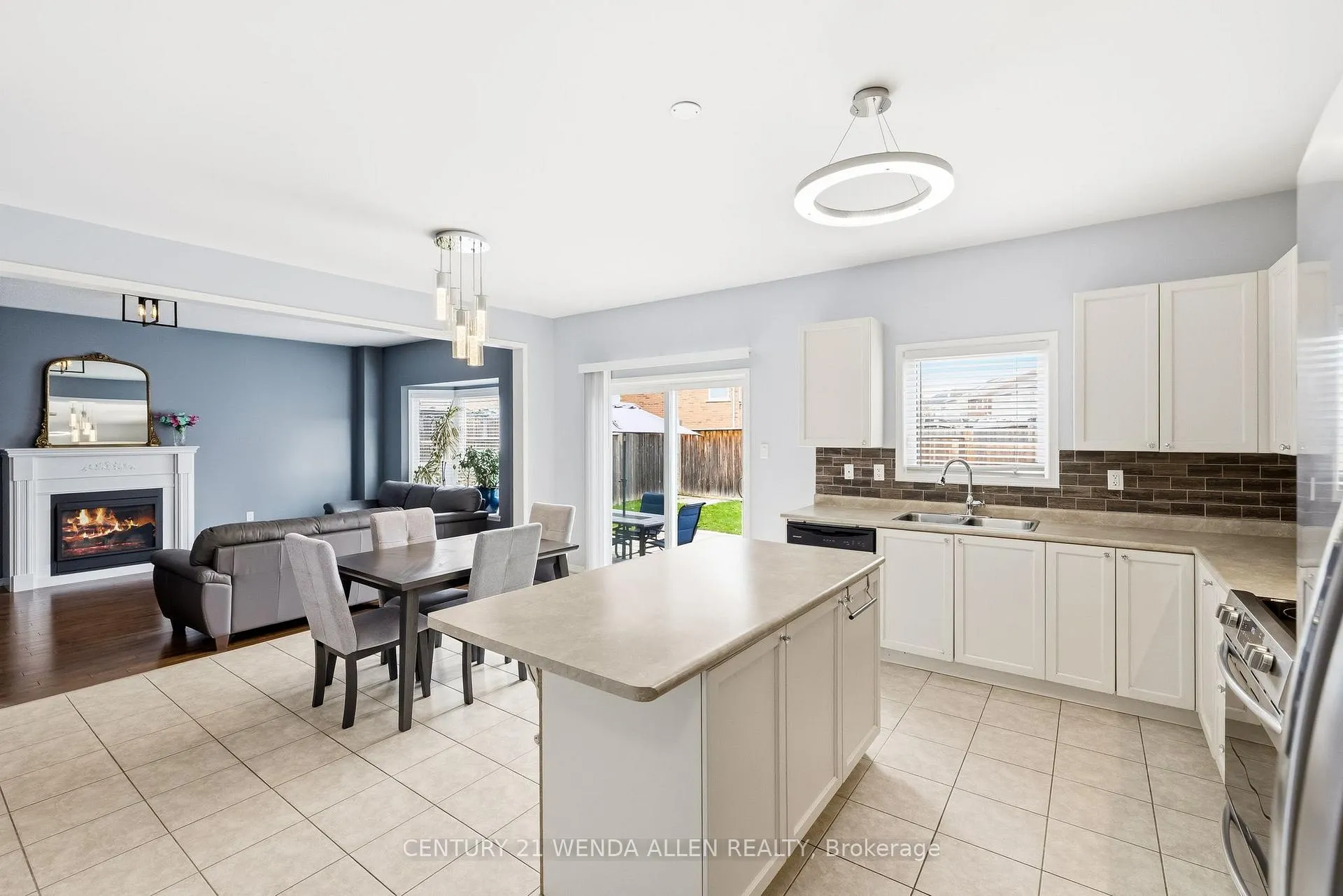 Photo 15 of 1965 Kurelo Drive, Oshawa, Taunton — HOMEH