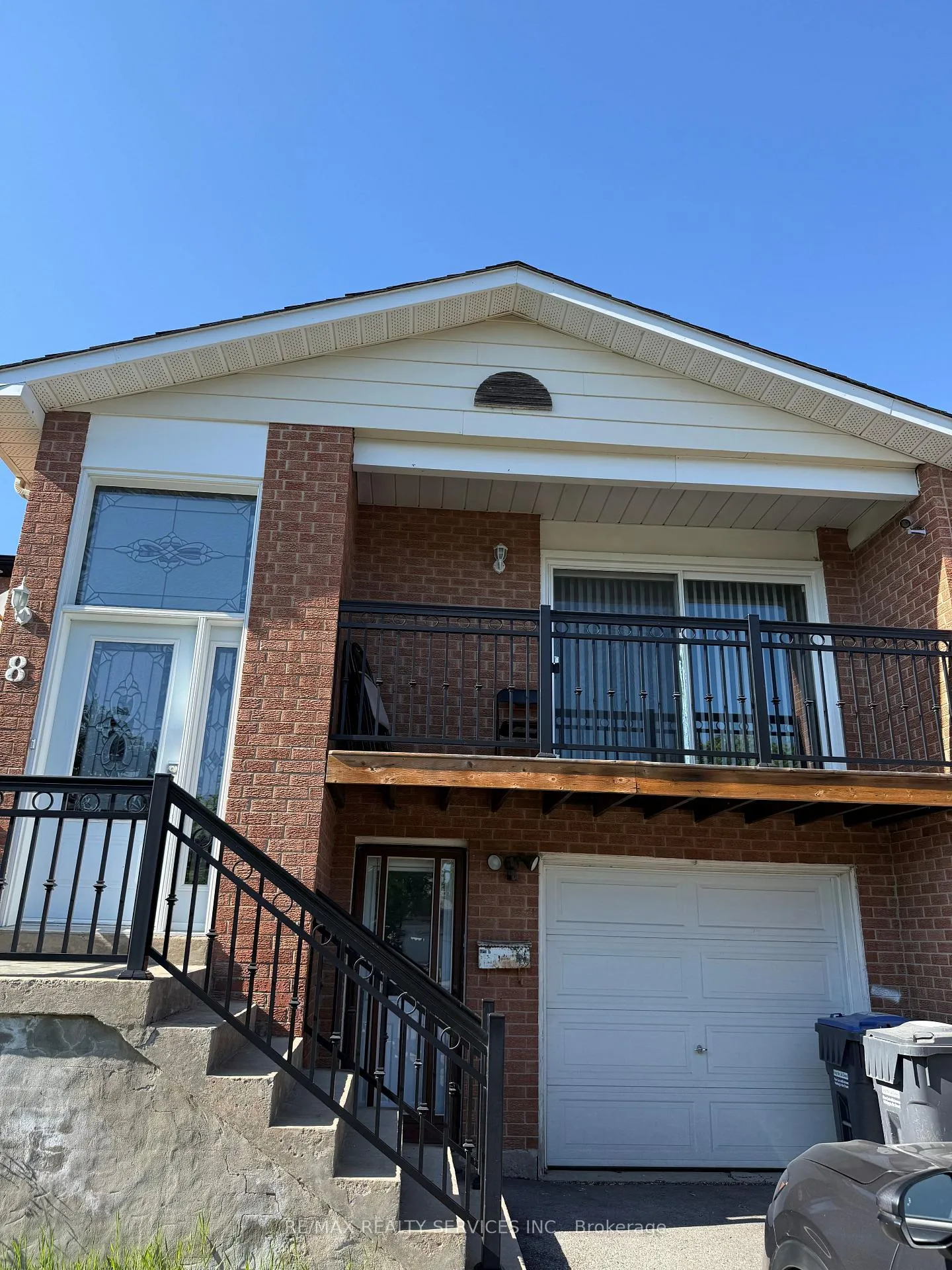 Photo 1 of Unit LOWER, 8 Deerpark Crescent S, Brampton, Brampton West — HOMEH
