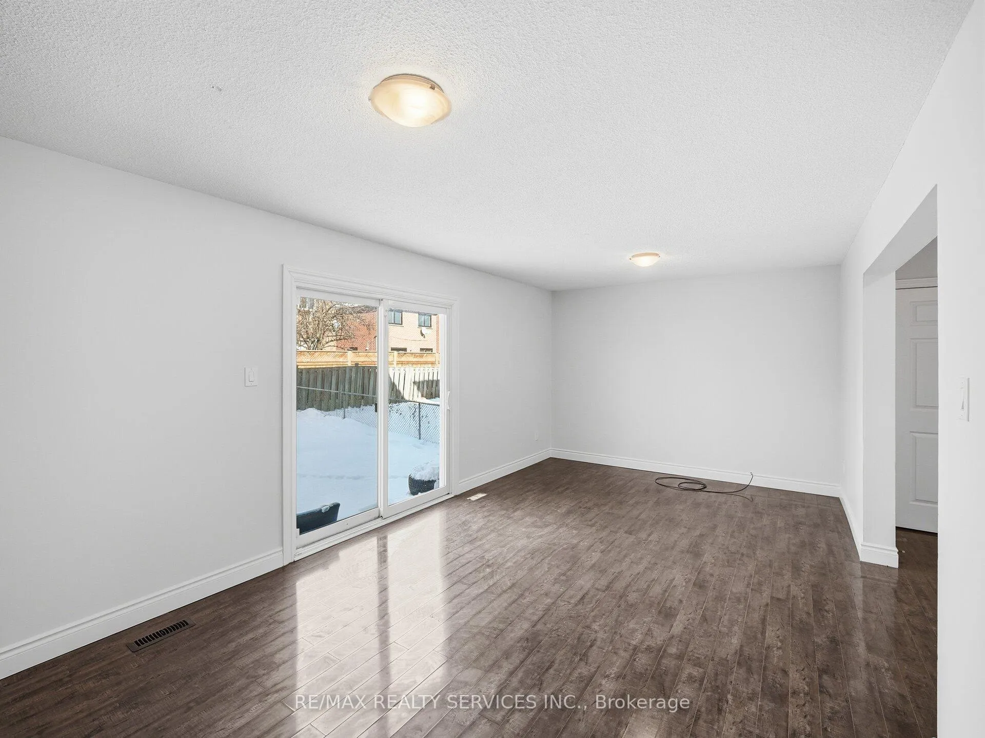Photo 18 of Unit LOWER, 8 Deerpark Crescent S, Brampton, Brampton West — HOMEH