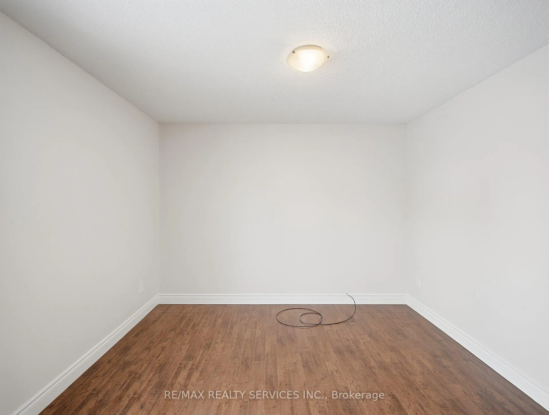 Photo 20 of Unit LOWER, 8 Deerpark Crescent S, Brampton, Brampton West — HOMEH