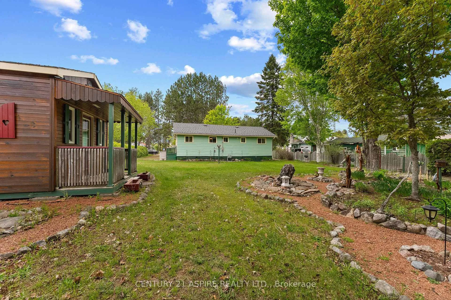 Photo 32 of 37 Mill Street, South Algonquin — HOMEH