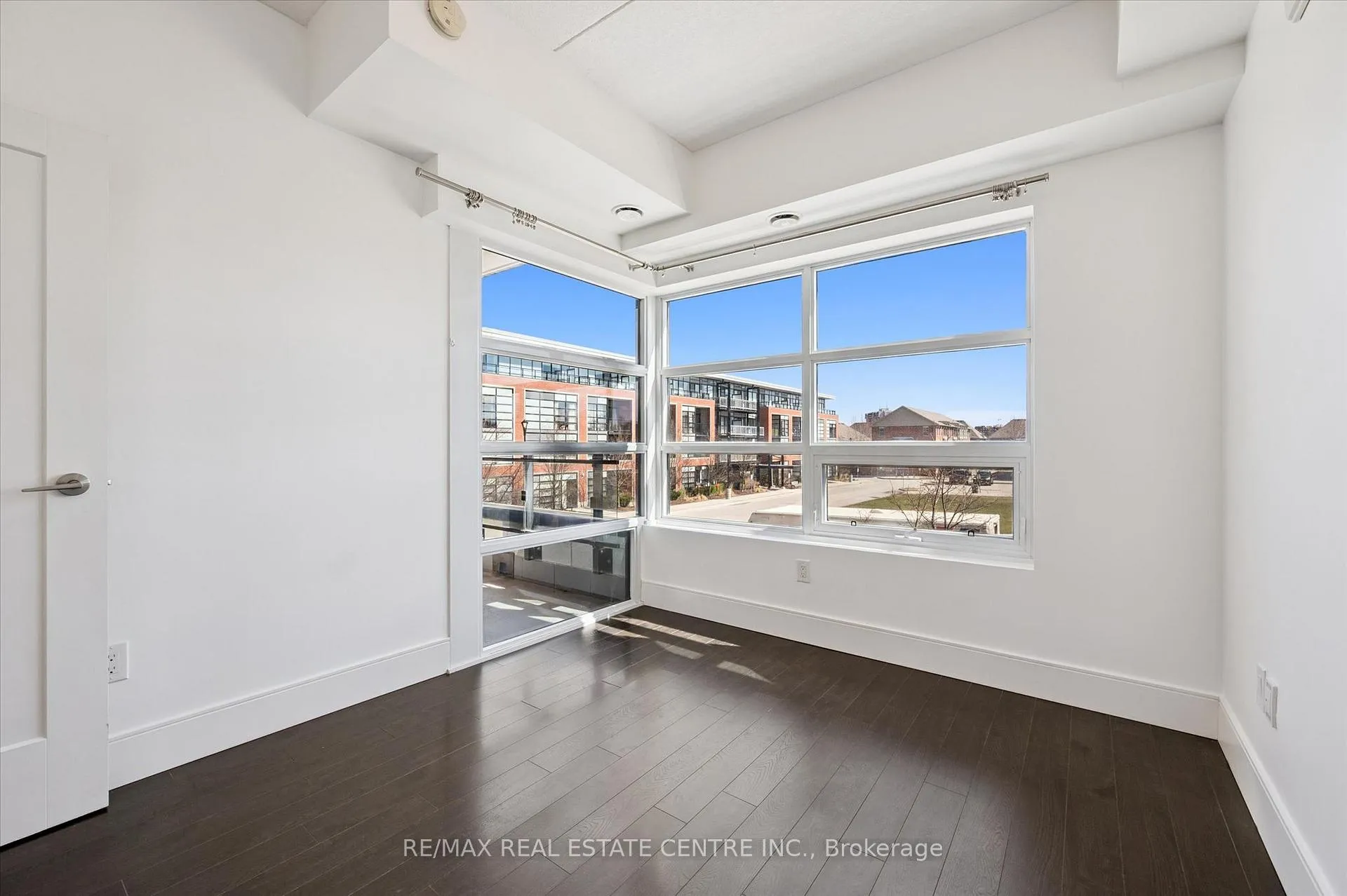 Photo 7 of Unit 203, 15 Prince Albert Boulevard, Kitchener — HOMEH