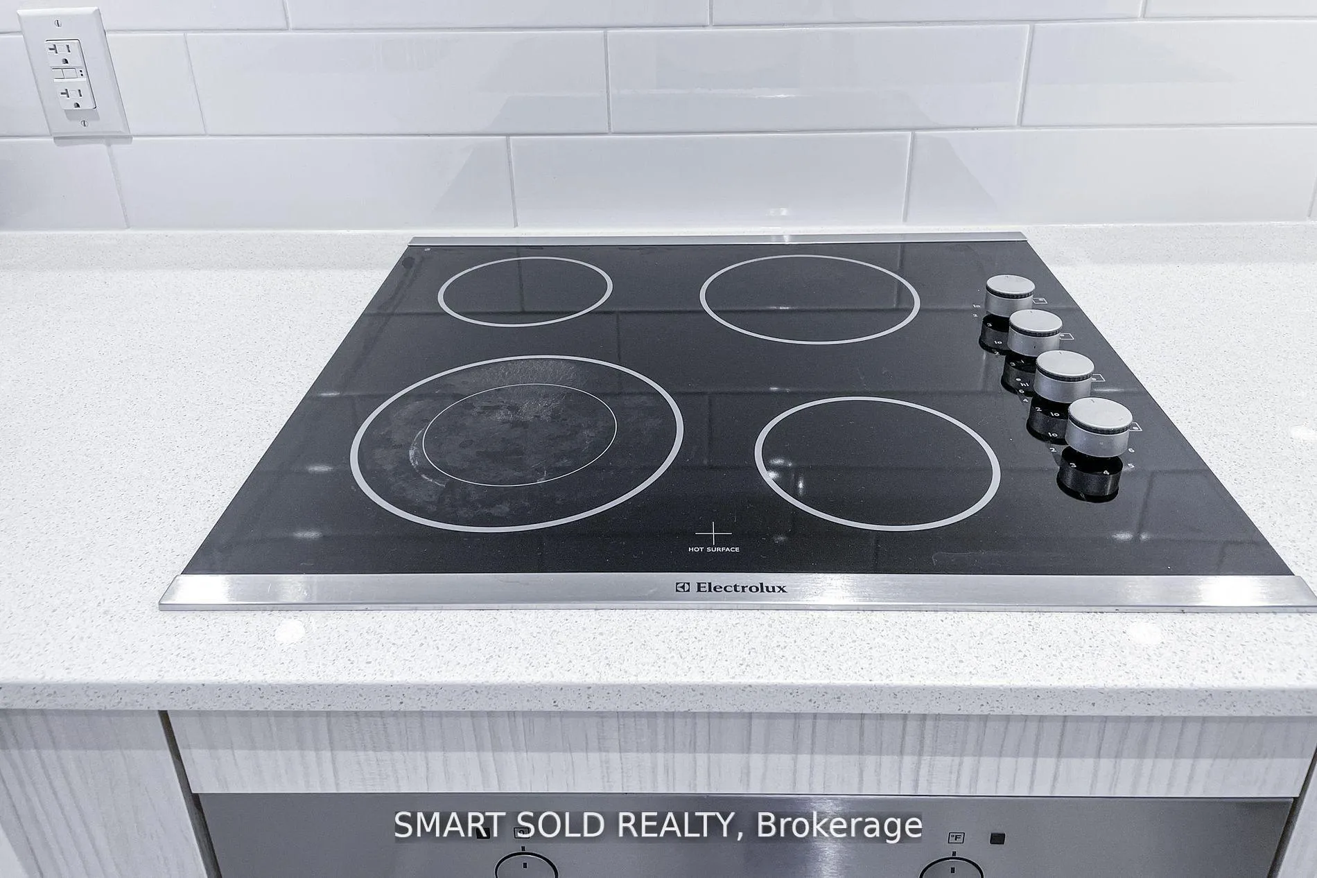 Photo 10 of Unit 606W, 225 Sumach Street, Toronto, Regent Park — HOMEH
