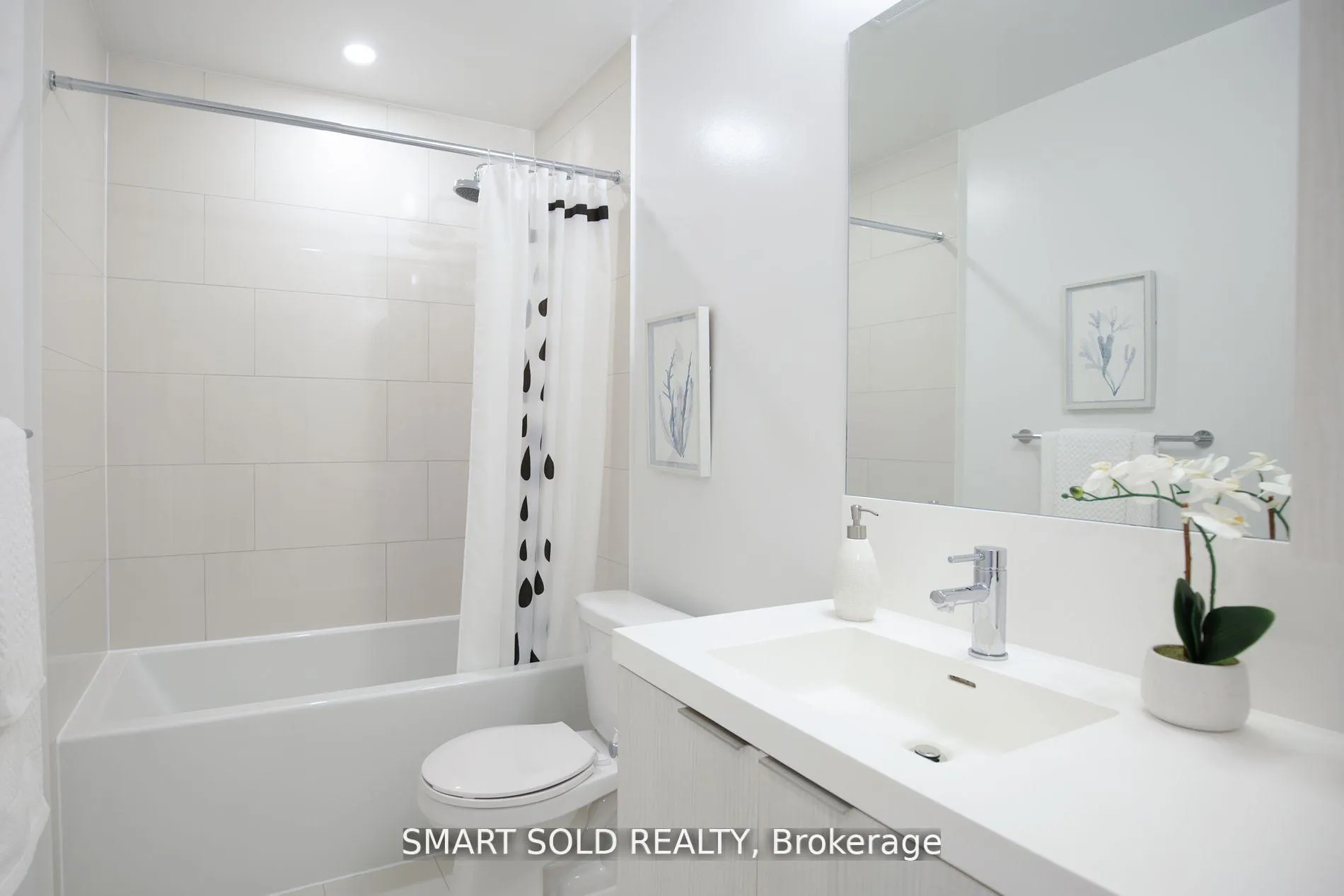 Photo 18 of Unit 606W, 225 Sumach Street, Toronto, Regent Park — HOMEH