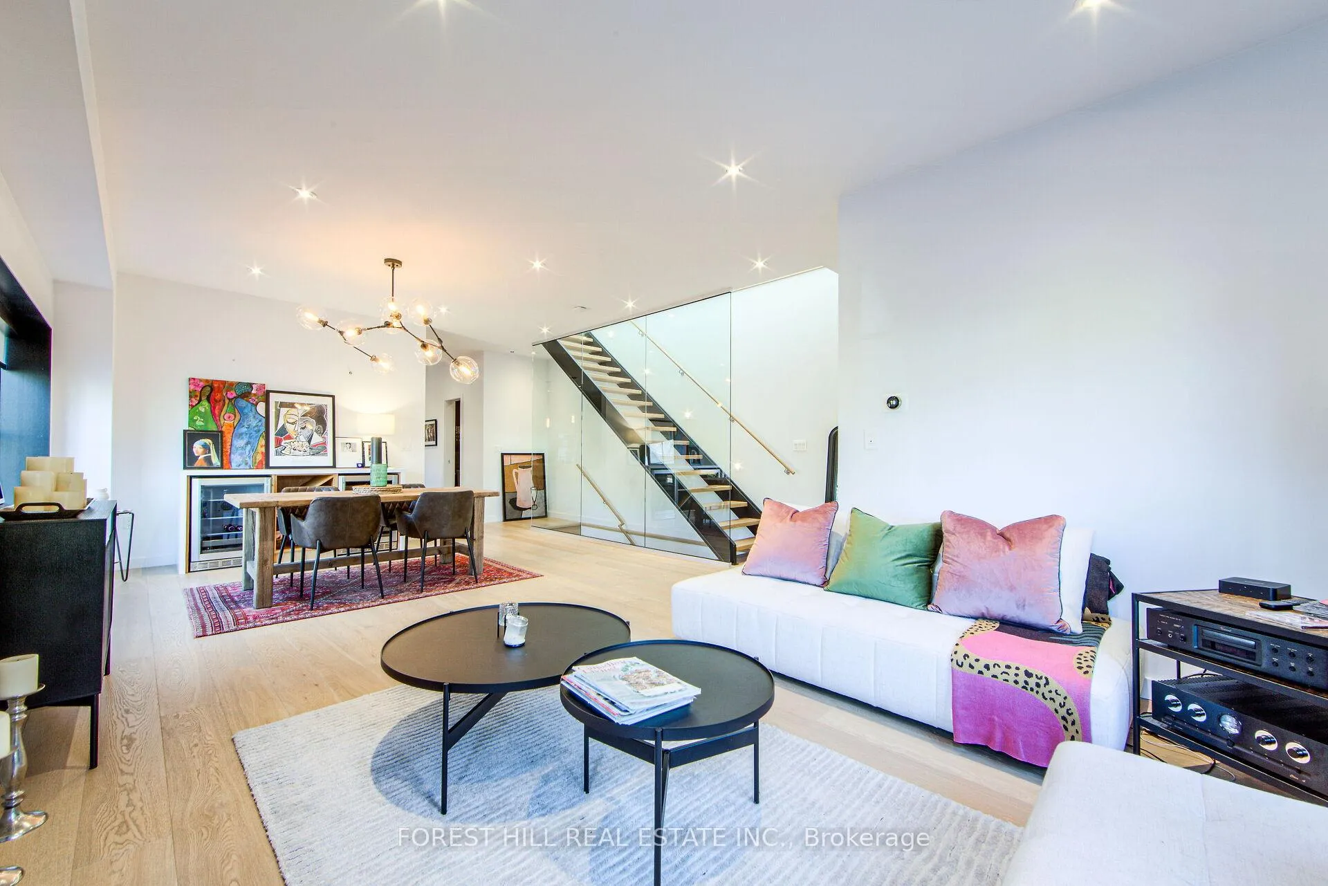 Photo 11 of 257 Manor Road E, Toronto, Mount Pleasant East — HOMEH