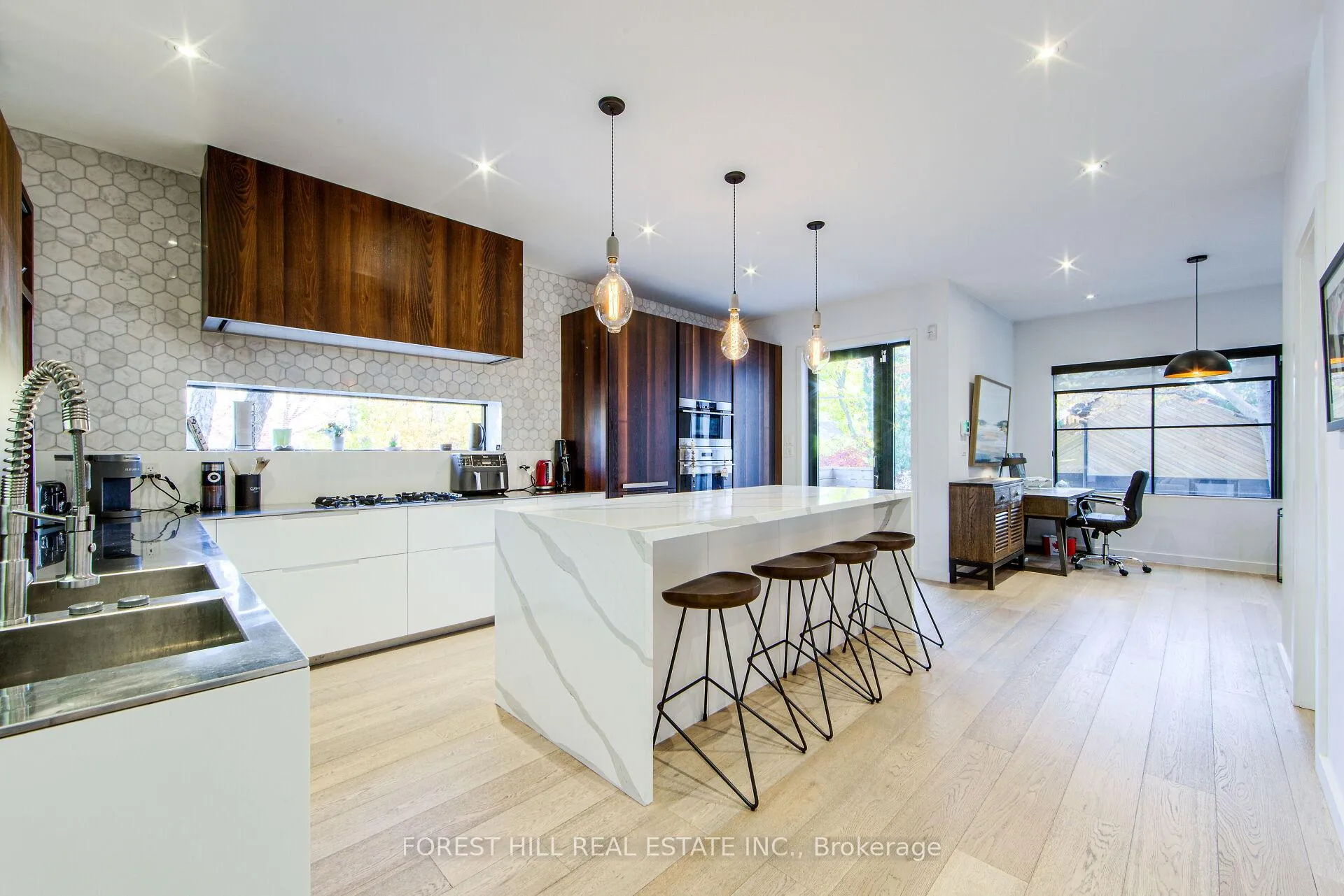 Photo 16 of 257 Manor Road E, Toronto, Mount Pleasant East — HOMEH