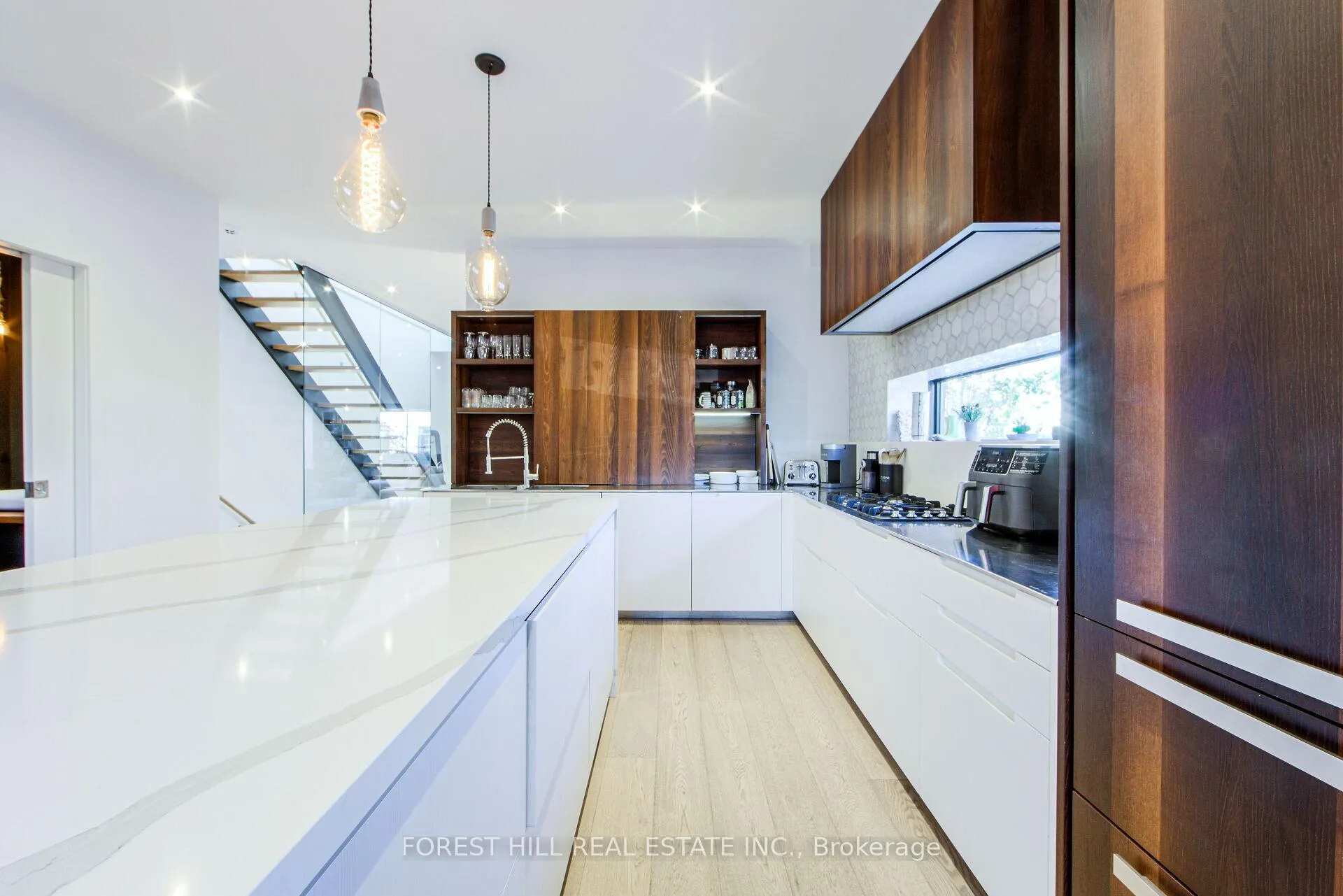 Photo 18 of 257 Manor Road E, Toronto, Mount Pleasant East — HOMEH