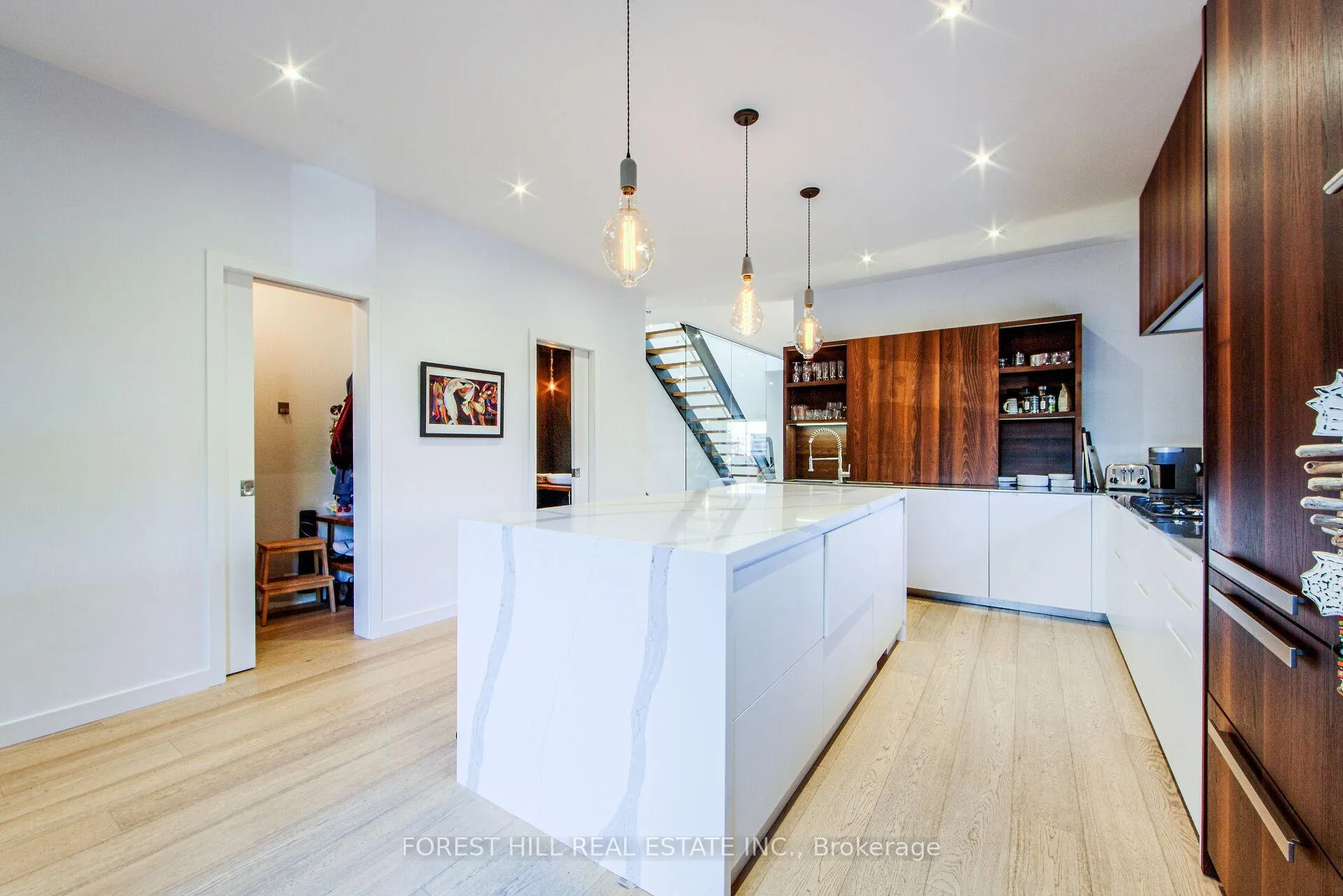 Photo 19 of 257 Manor Road E, Toronto, Mount Pleasant East — HOMEH