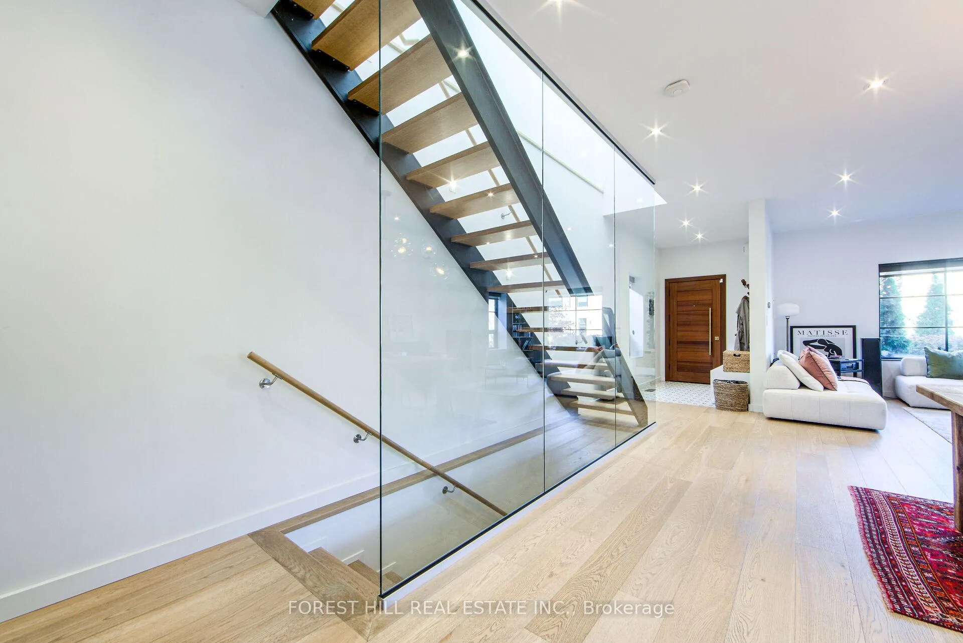 Photo 25 of 257 Manor Road E, Toronto, Mount Pleasant East — HOMEH
