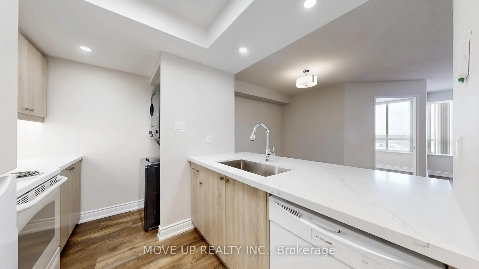 Photo 8 of Unit 1511, 5 Greystone Walk Drive, Scarborough, Kennedy Park — HOMEH