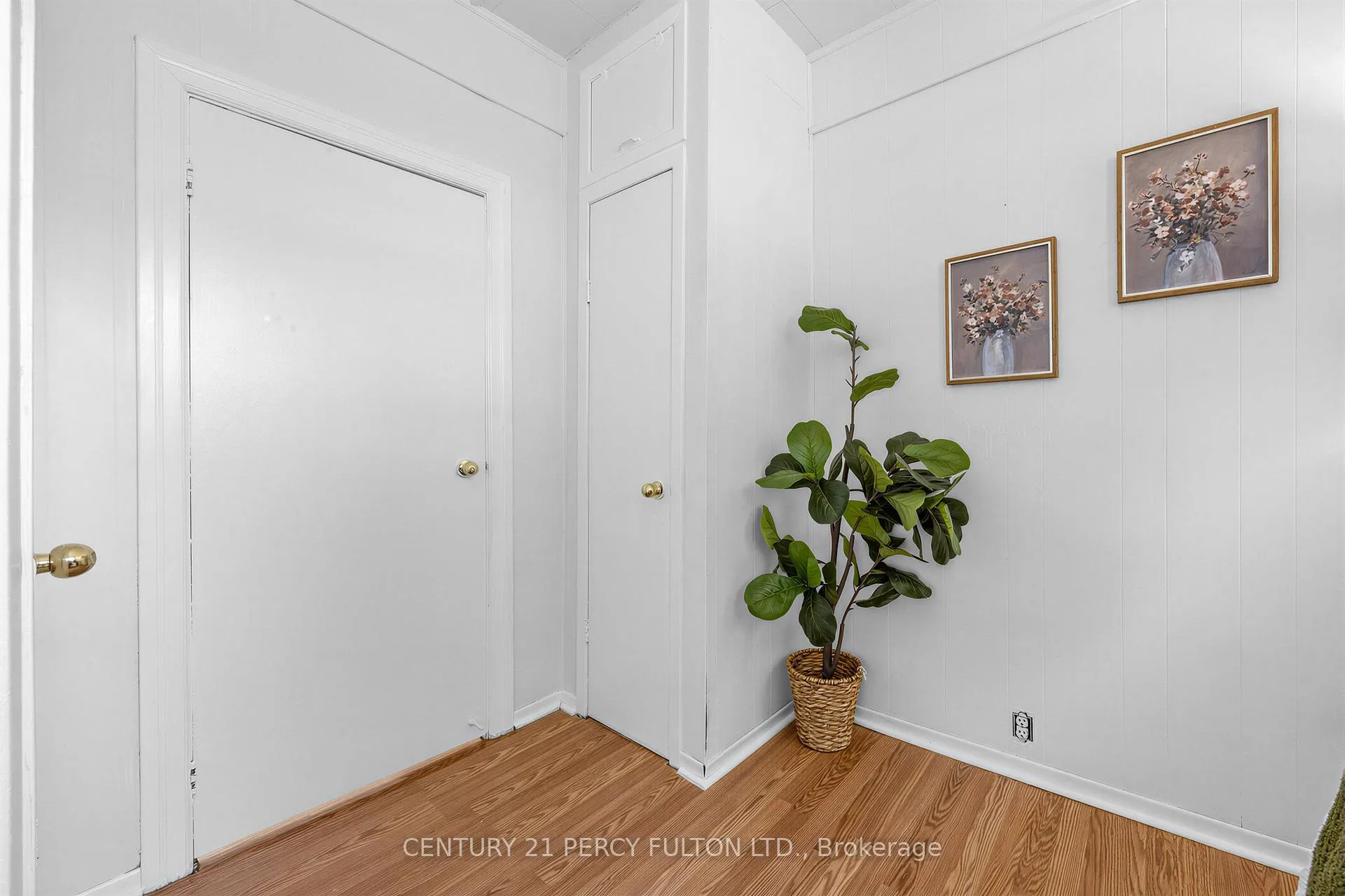 Photo 20 of 22 Westmount Street, Oshawa, Vanier — HOMEH